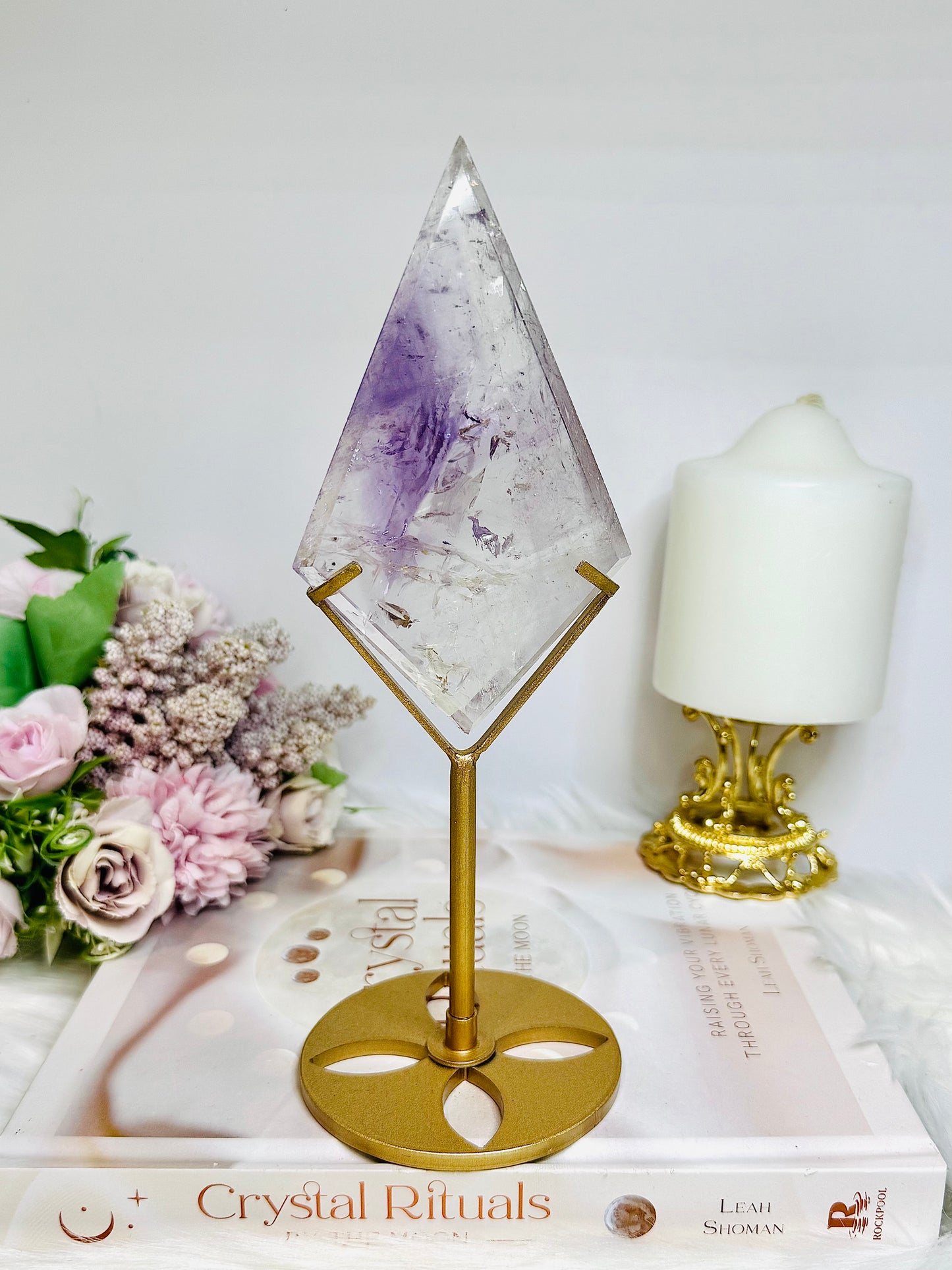 High Grade Amethyst In Quartz Diamond On Stand 21.5cm