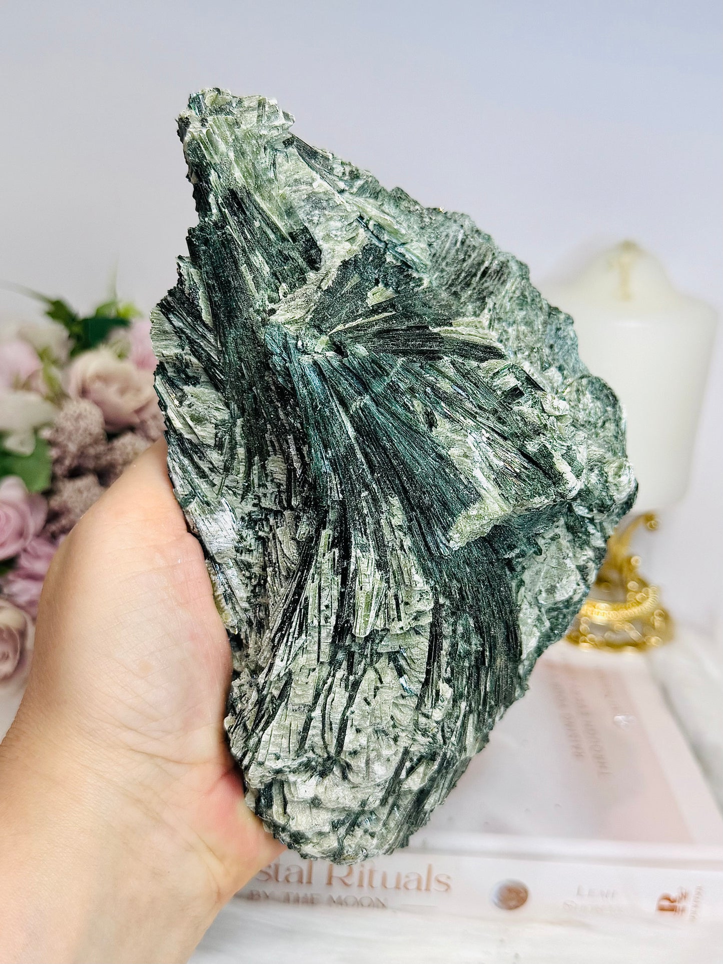 Huge Natural Green Tourmaline Specimen 17.5cm 1.3KG