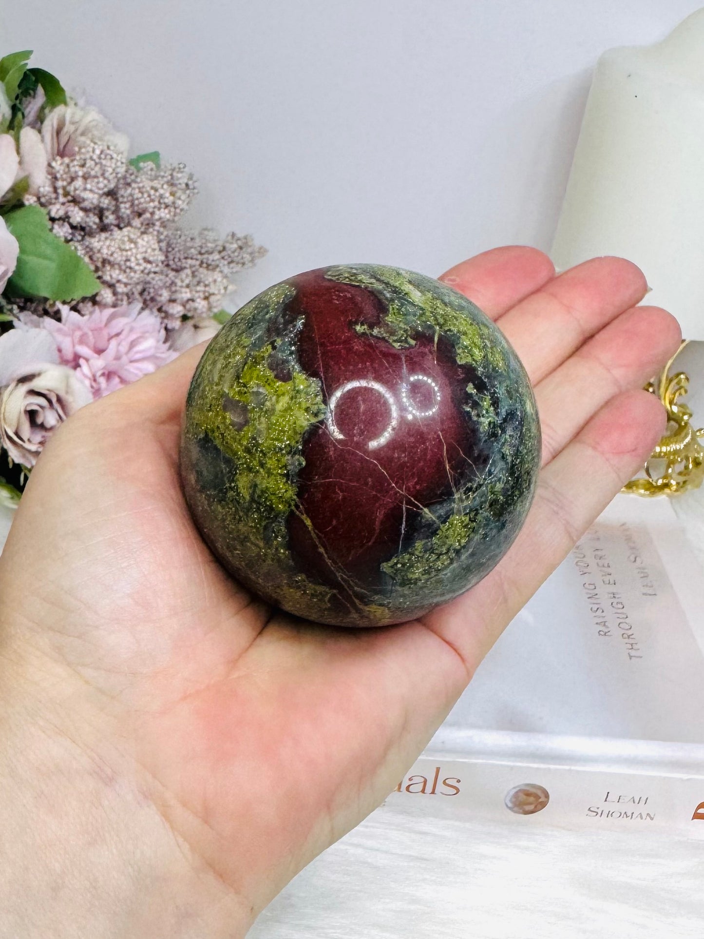 Dragons Blood Sphere on Stand 394g