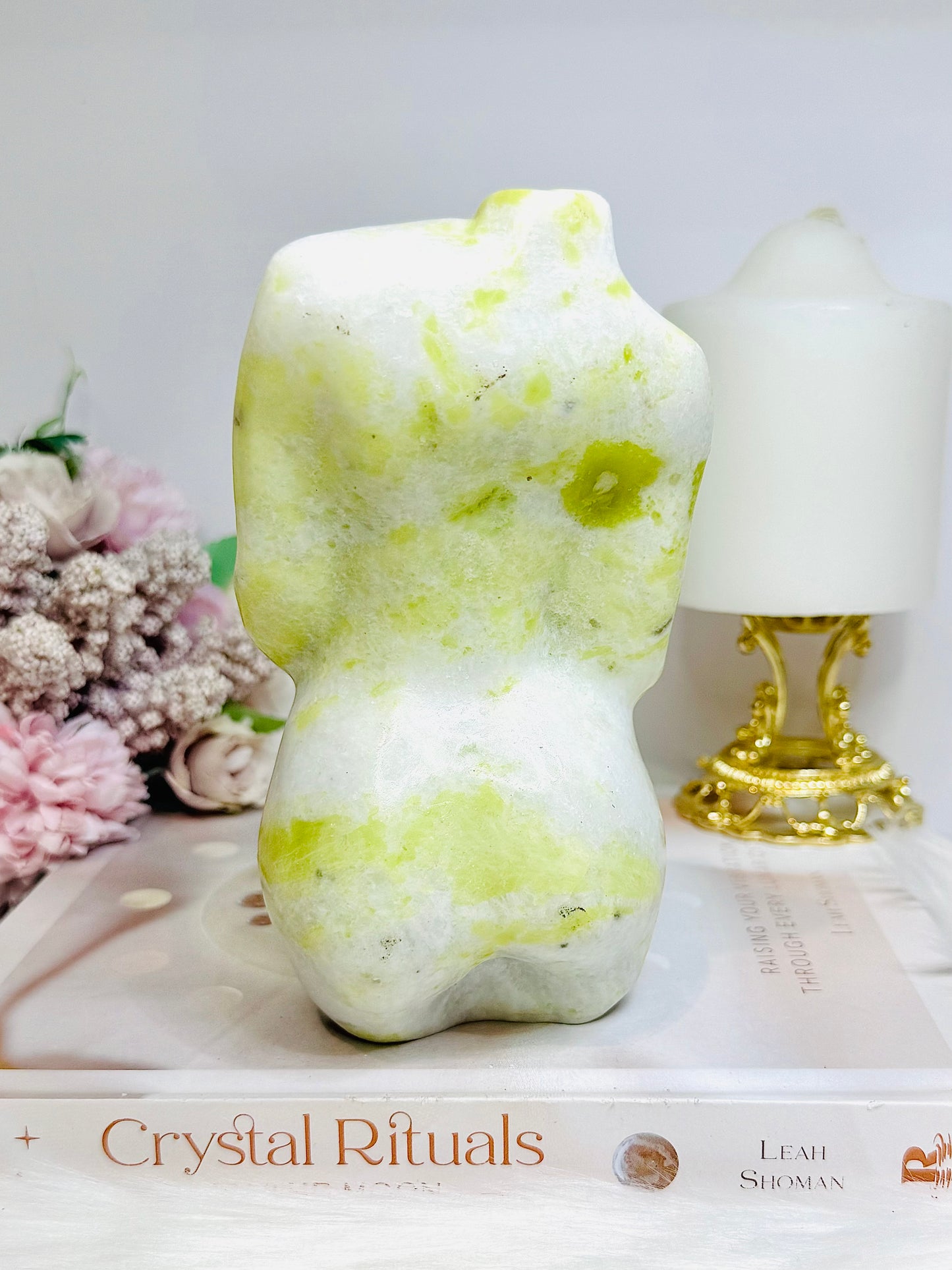 Large Lemon Serpentine Jade Pregnant Woman Carving 15cm 1.02KG