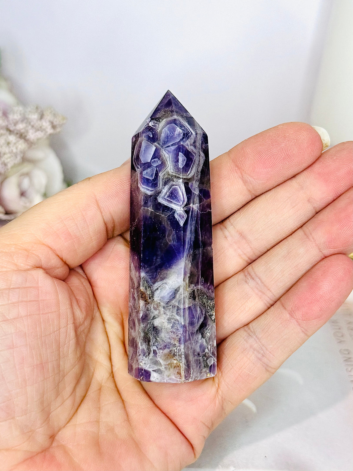 Chevron Amethyst Tower 8.5cm