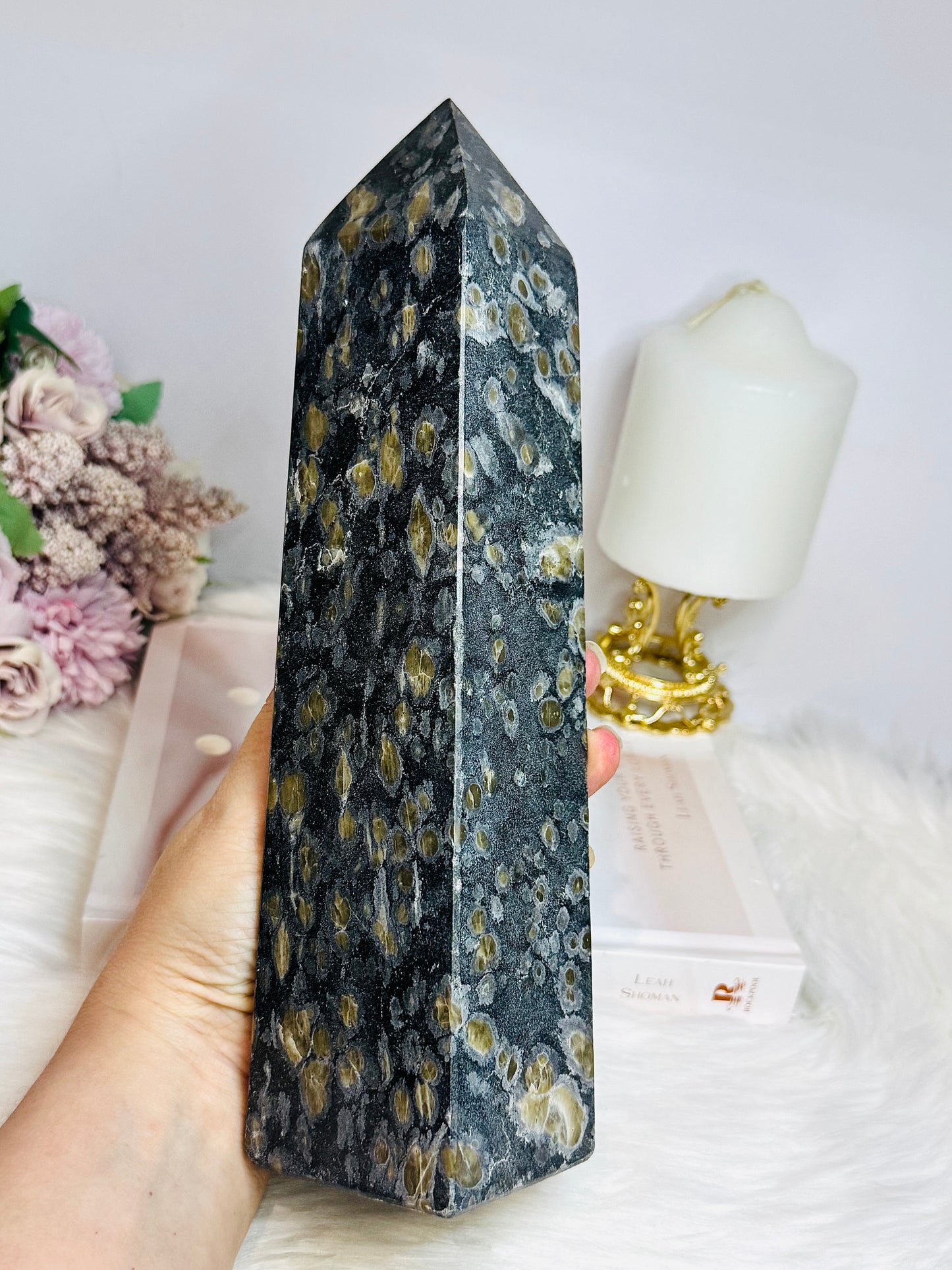 Huge Chalcedony in Basalt Tower 25cm 1.9KG