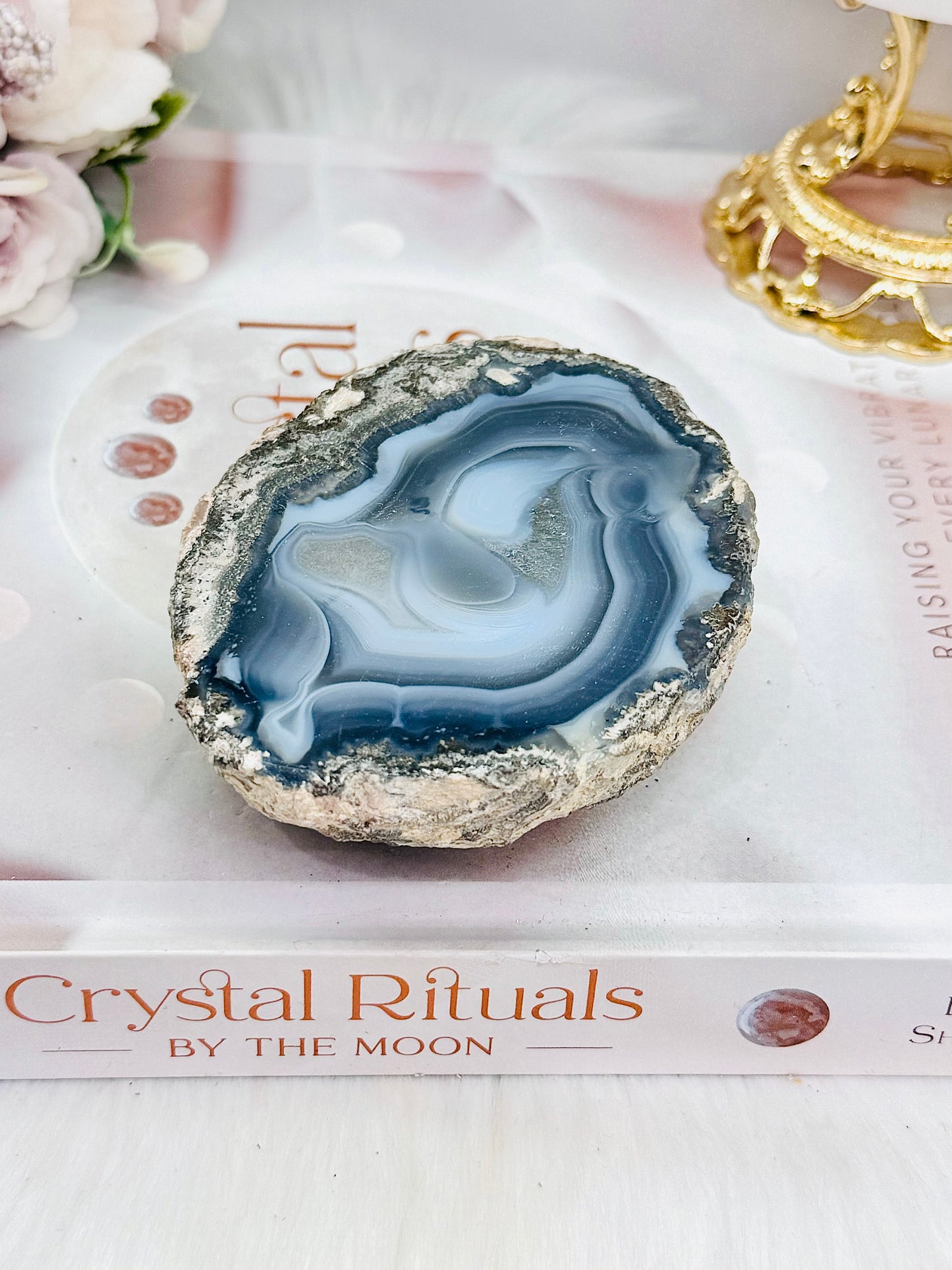 Natural Blue Agate Geode 9cm