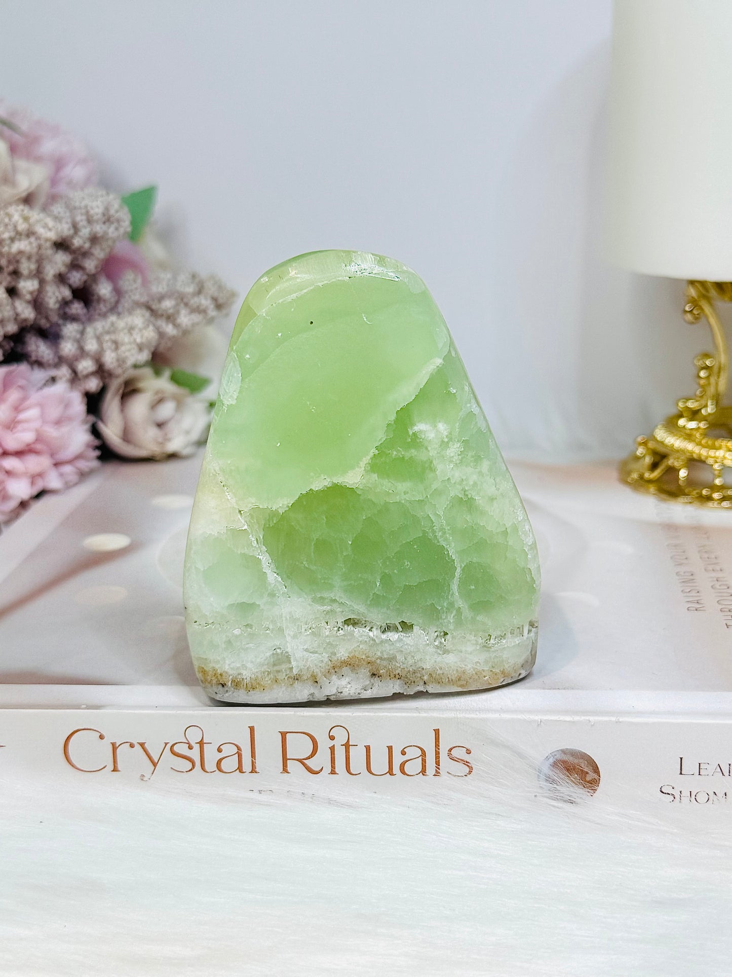 Natural Green Pistachio Calcite Freeform 8cm 308g