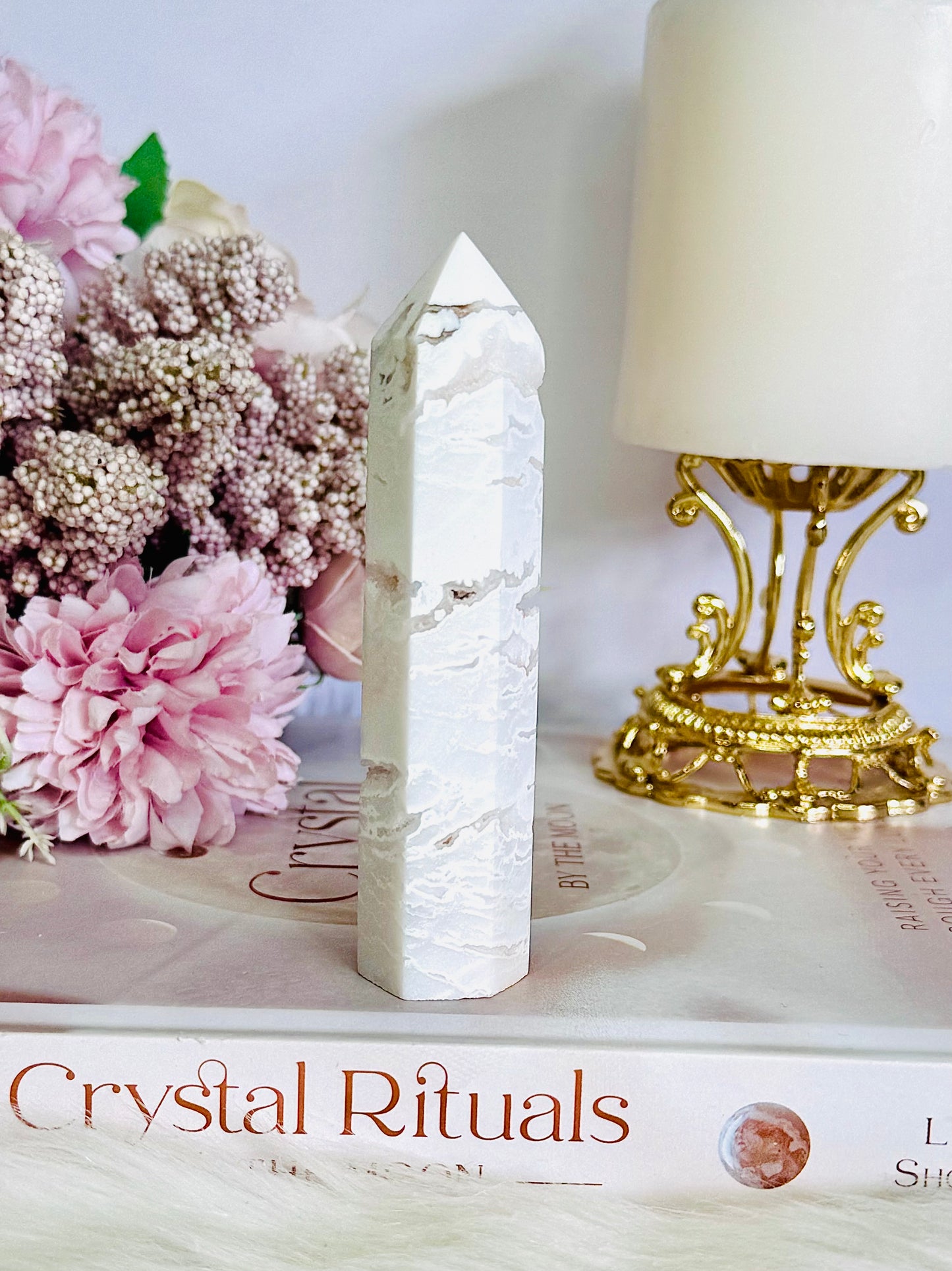 Pure White Druzy Agate Tower 10cm