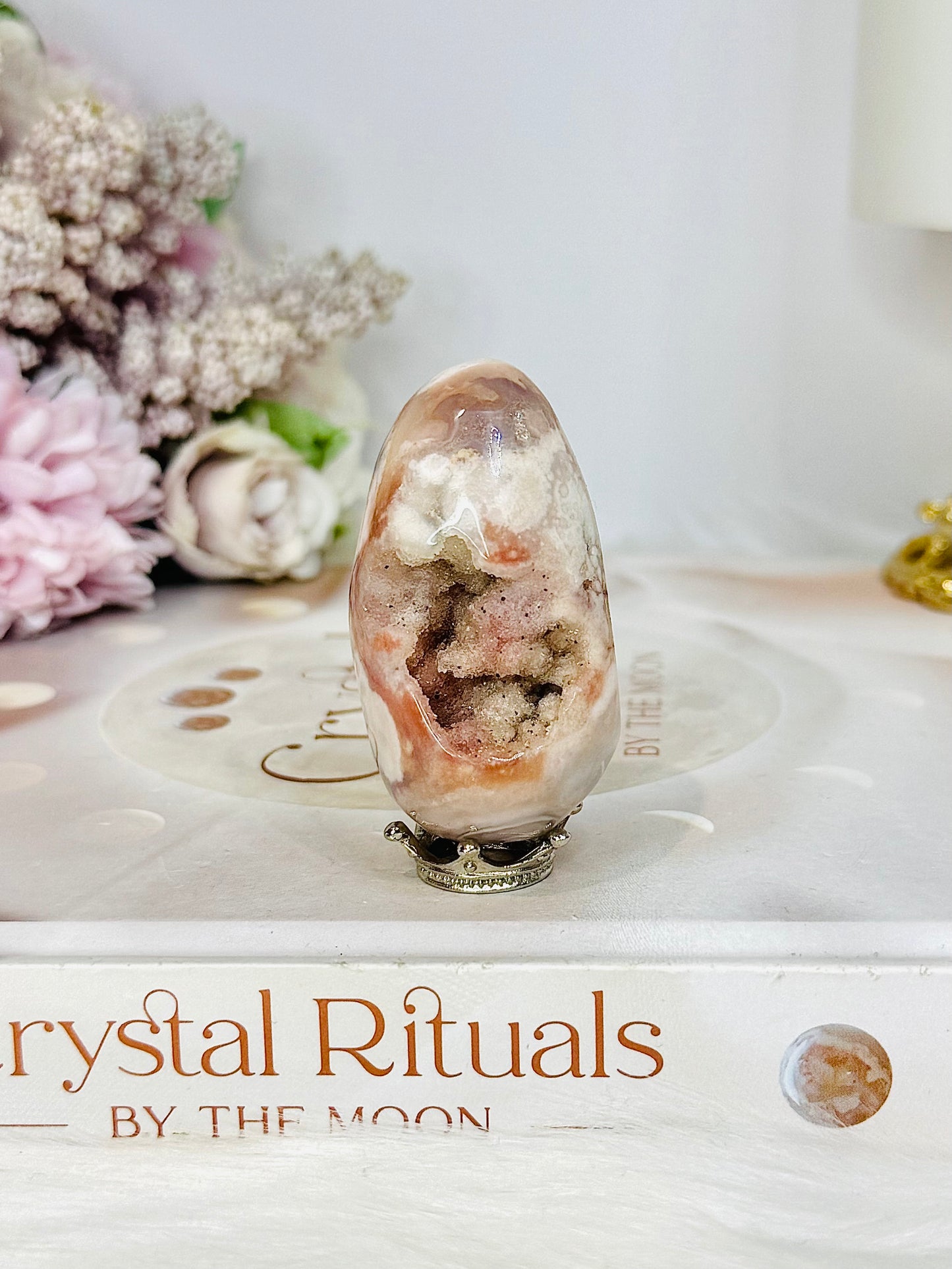 Druzy Flower Agate Egg On Stand 5.5cm