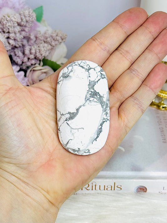 Large Howlite Palm Stone