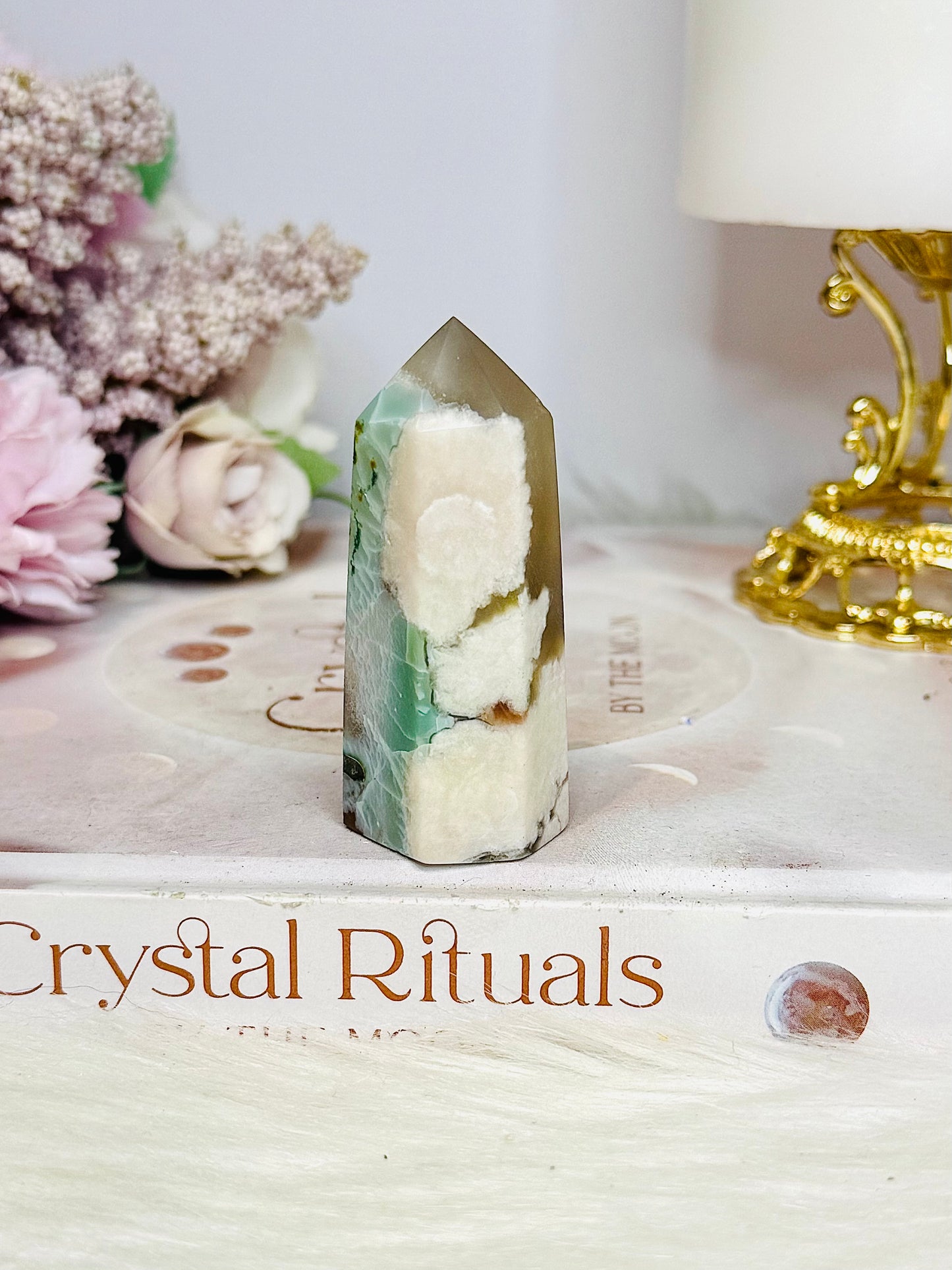 Green Flower Agate Tower 6.5cm