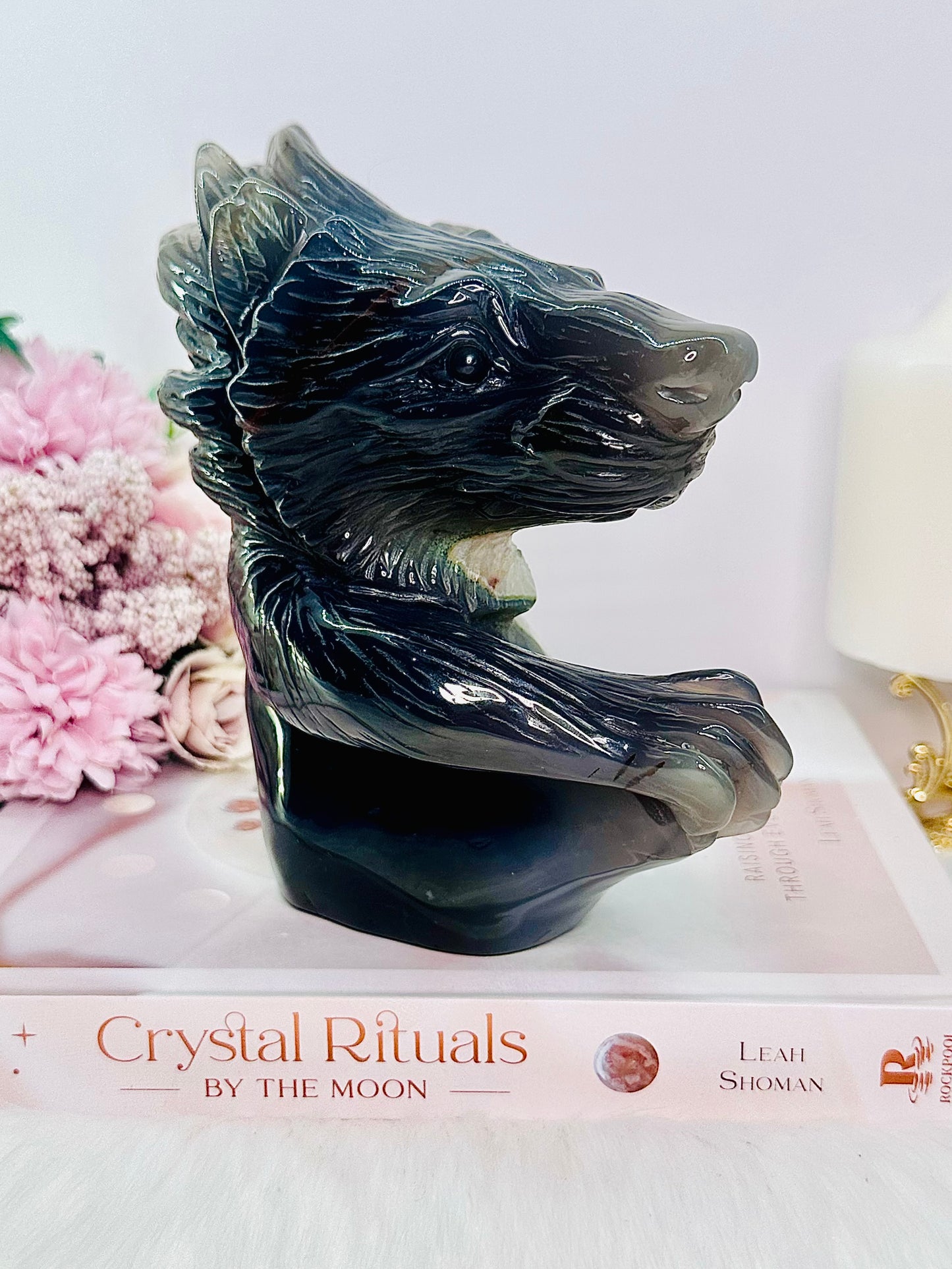 The Most SPECTACULAR Fabulous & Absolutely Stunning, Huge 1.38KG Druzy Agate Wolf Carving