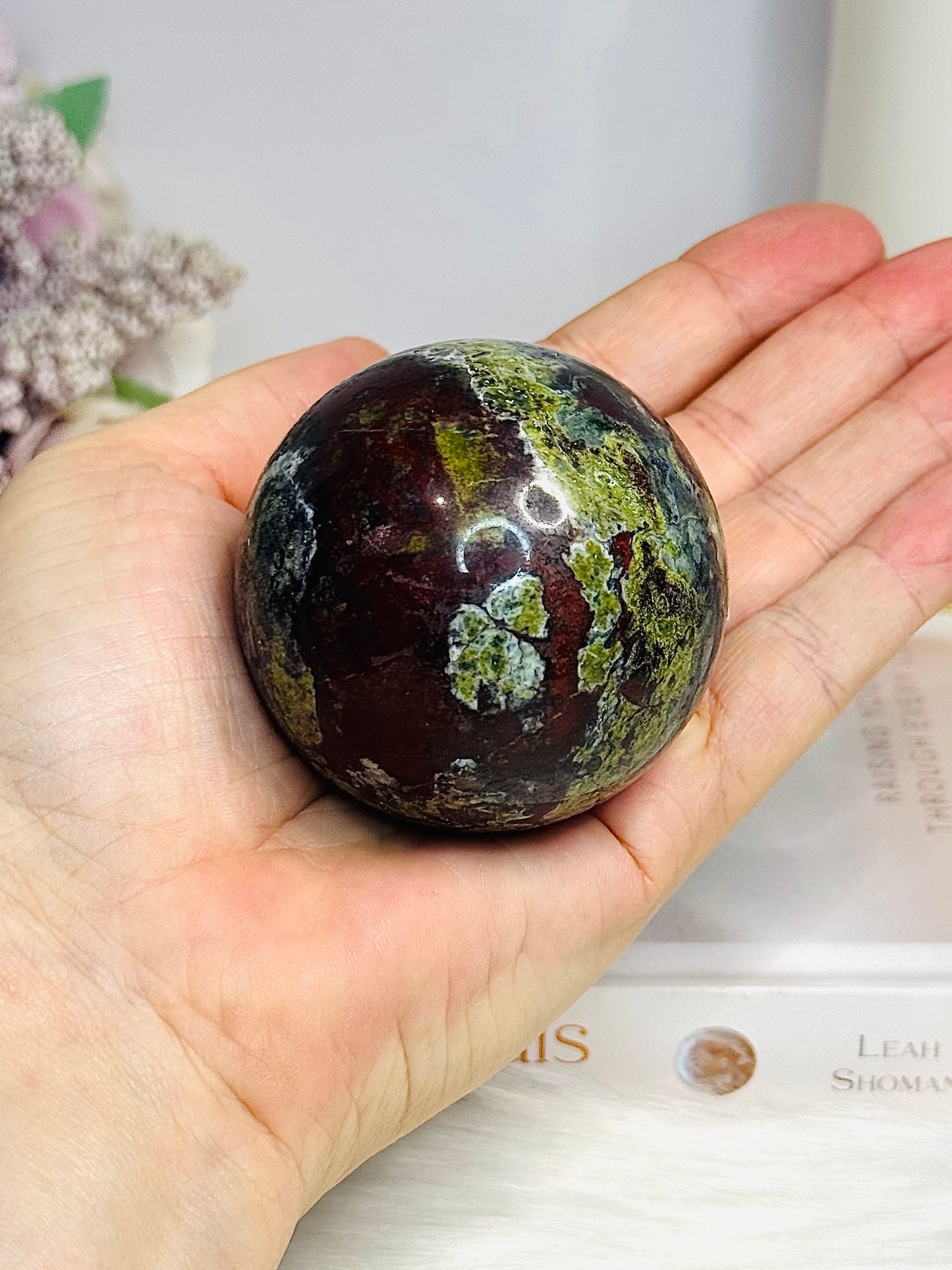 Dragons Blood Sphere on Stand 270g