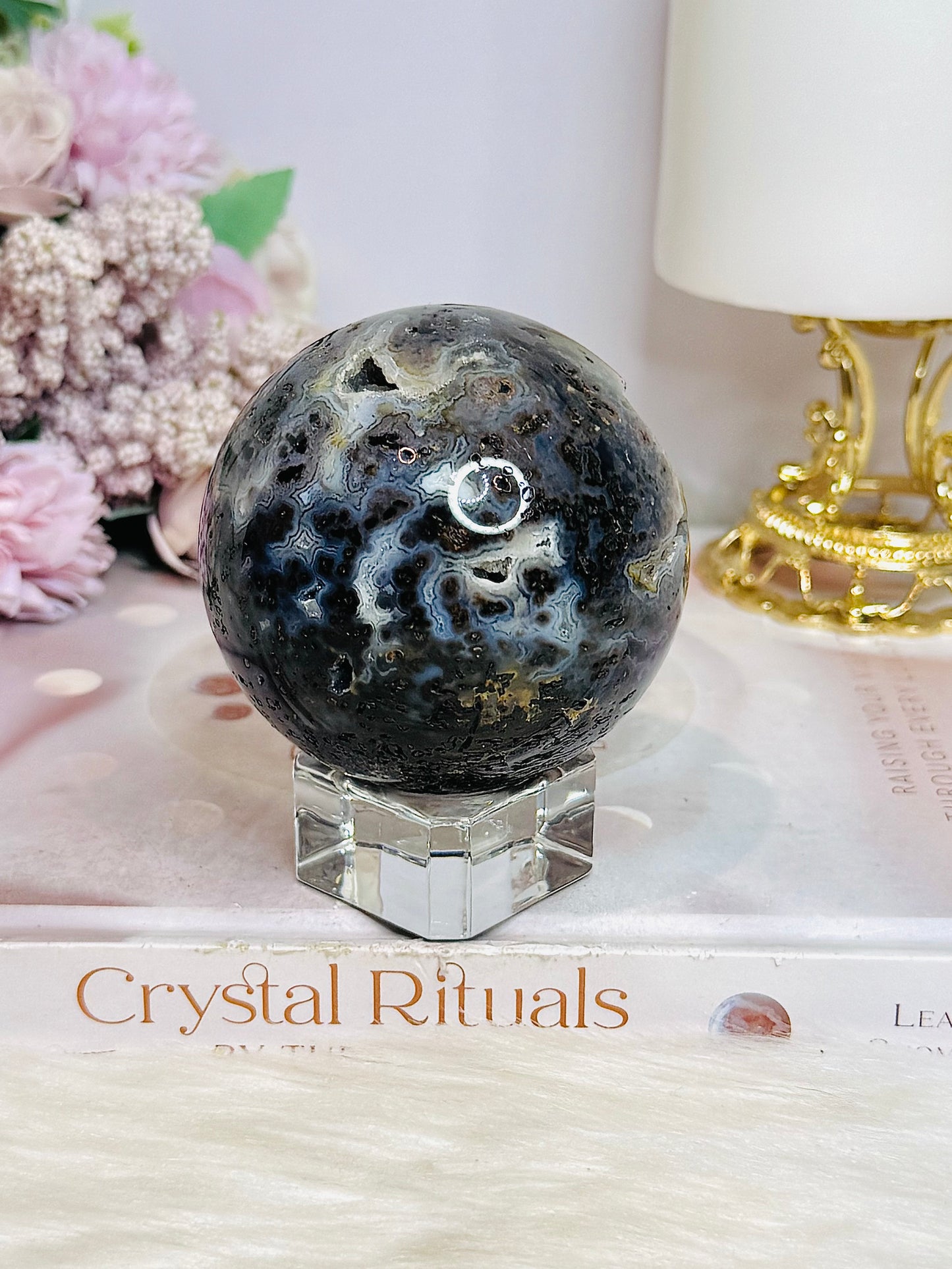 Druzy Agate Sphere On Stand 423g