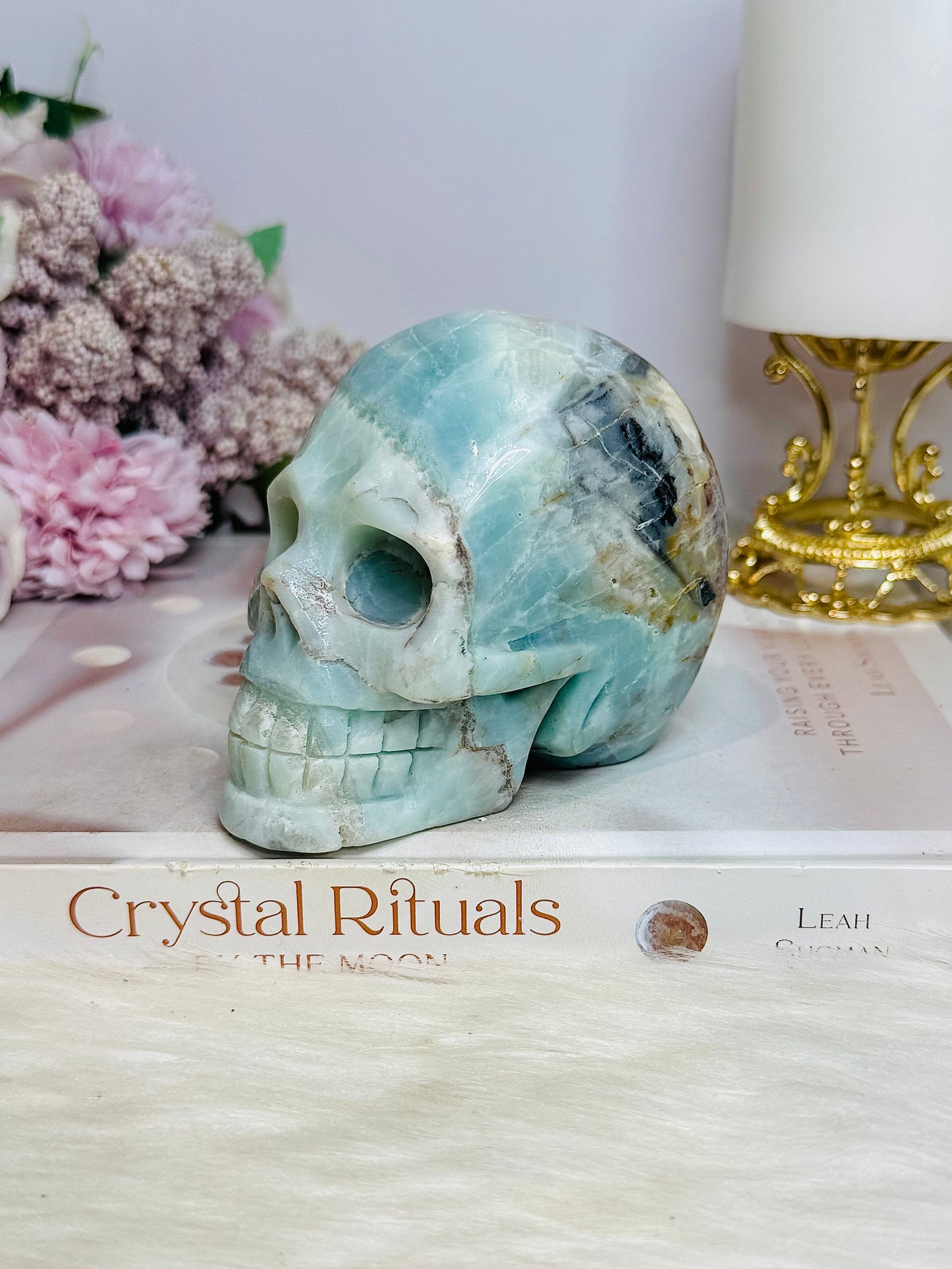 Caribbean Calcite Carved Large Skull 9cm 674g