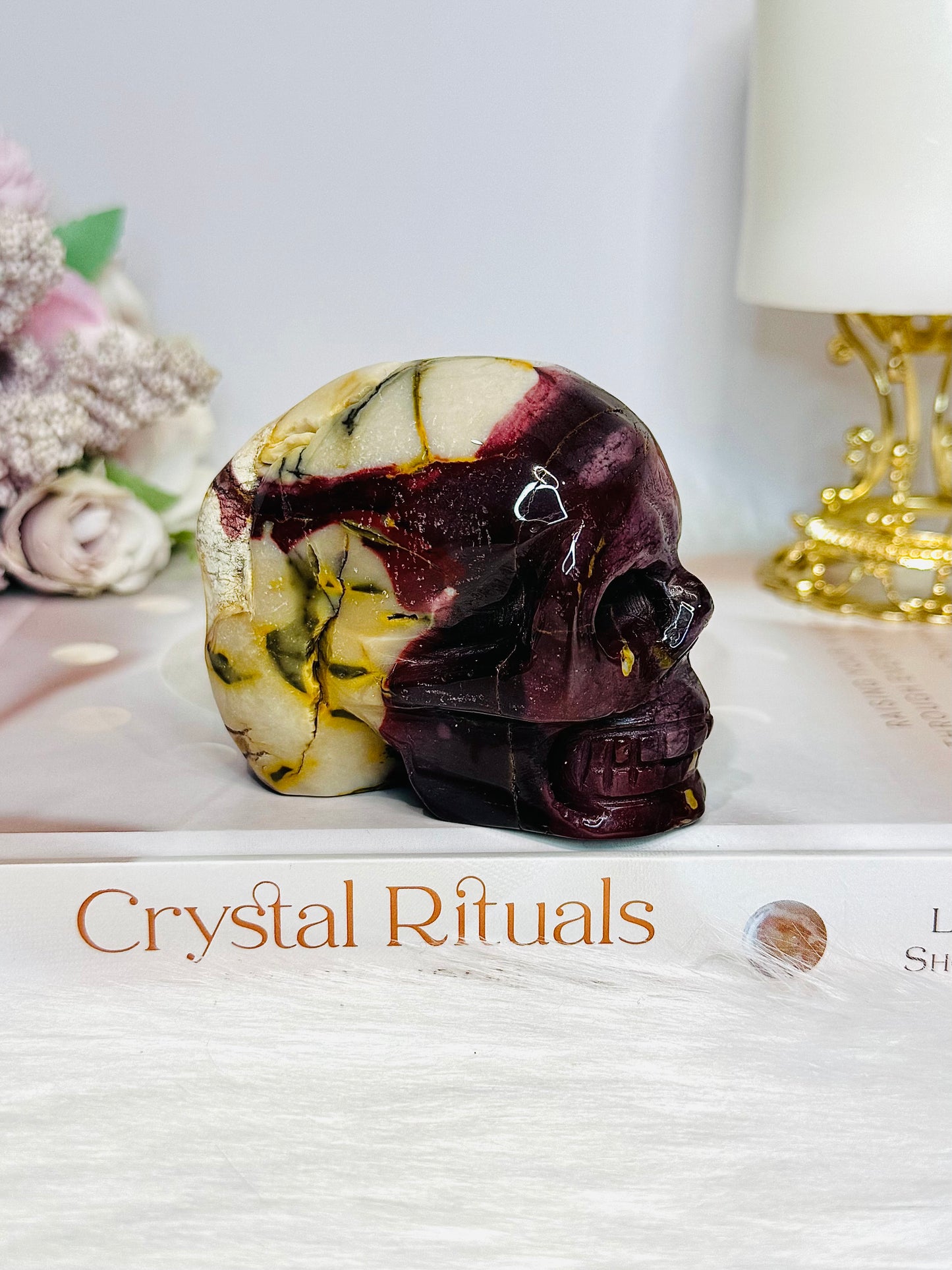 Mookaite Jasper Carved Skull 8cm 330g (natural crack)