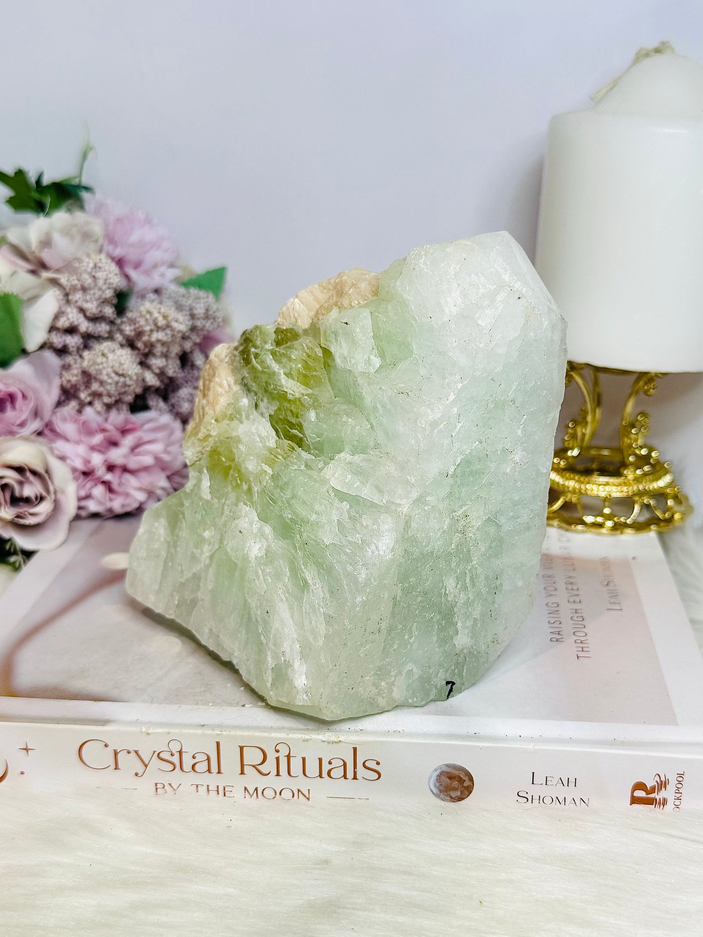Large Pistachio Calcite Natural Specimen Freeform 11cm 1.15KG