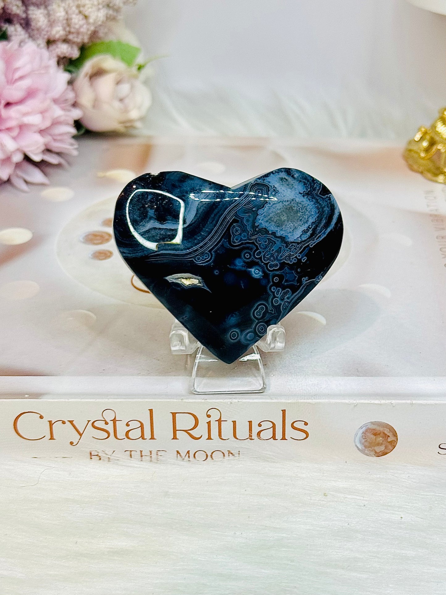 Black Agate Heart On Stand