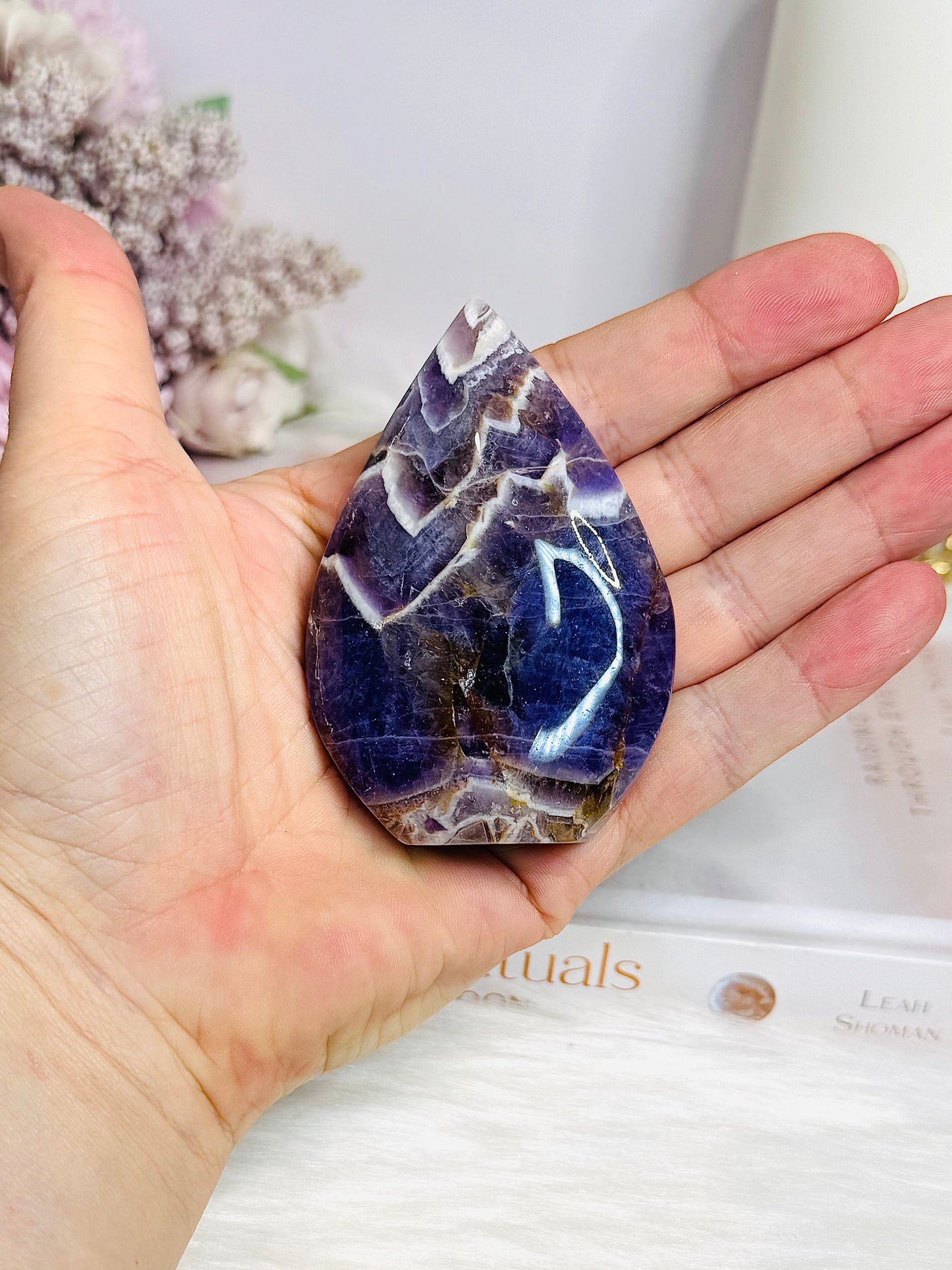 Chevron | Dream Amethyst Flame | Freeform 7.5cm