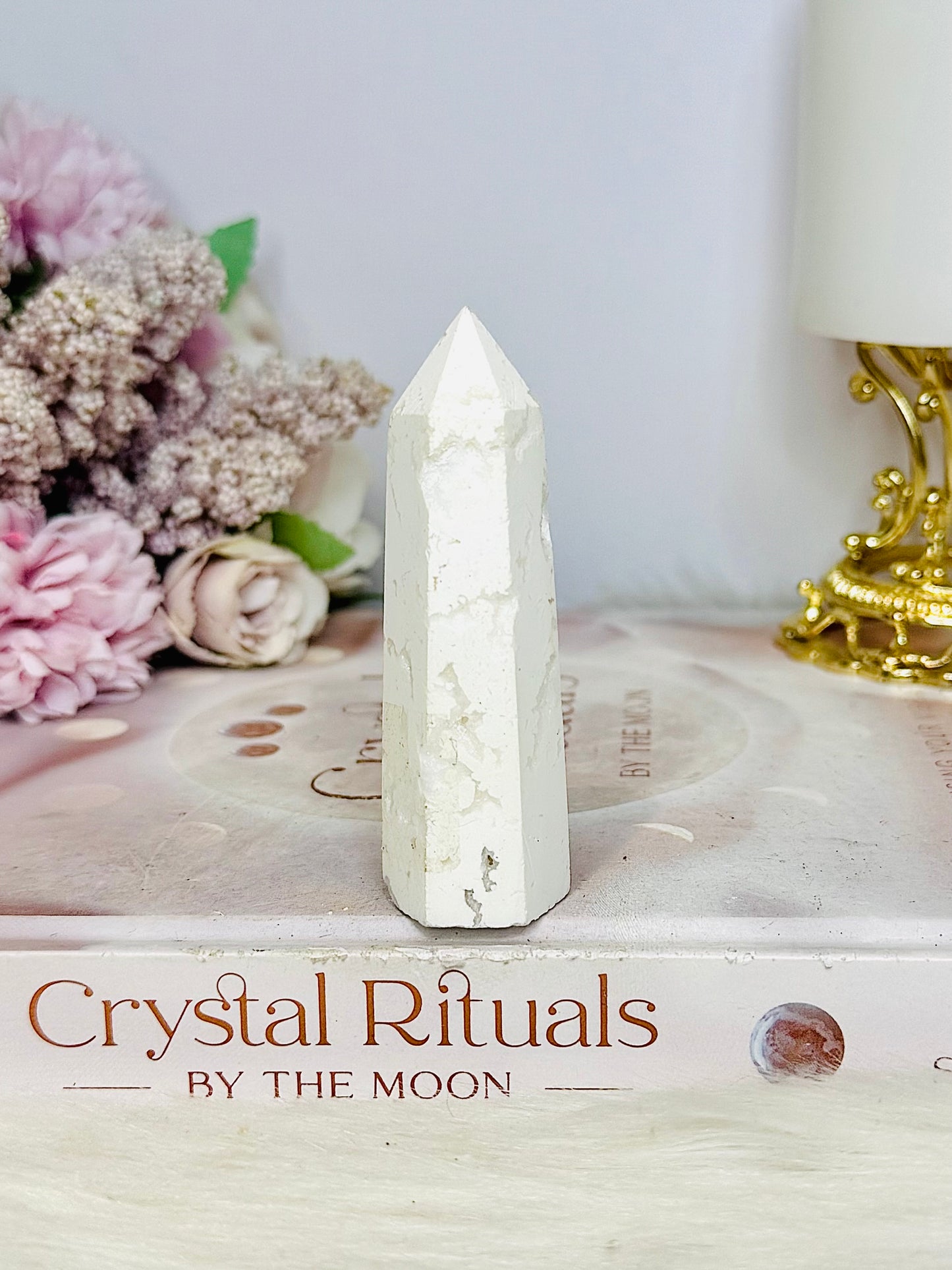 White Druzy Agate Tower 8cm