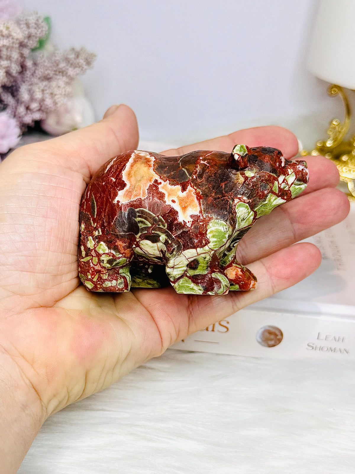Money Agate Carved Bear 8cm