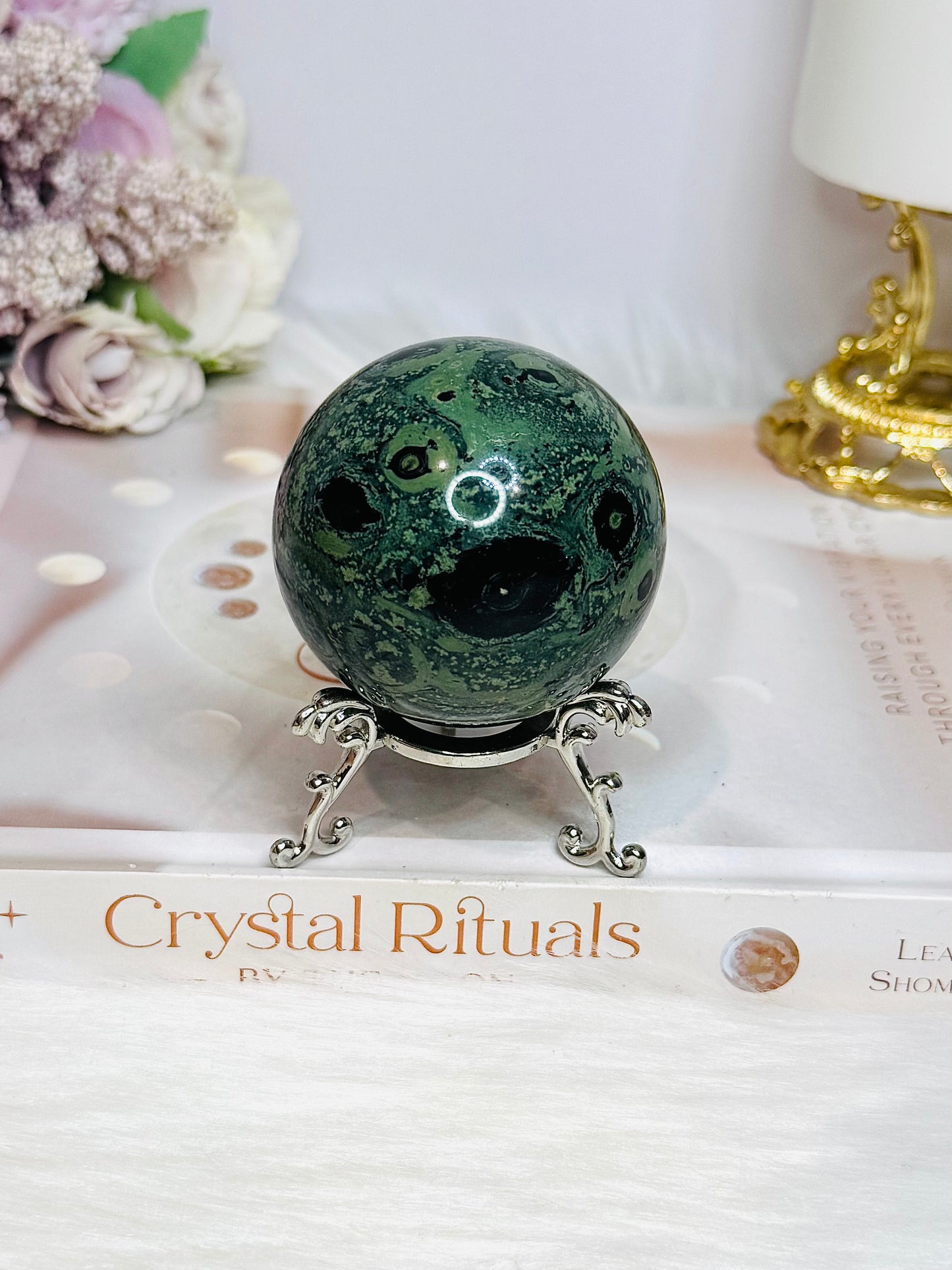 Green Kambaba Jasper on Stand 235g