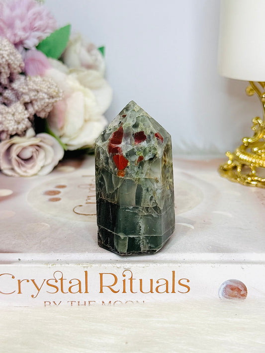 Chunky Bloodstone Tower 6.5cm