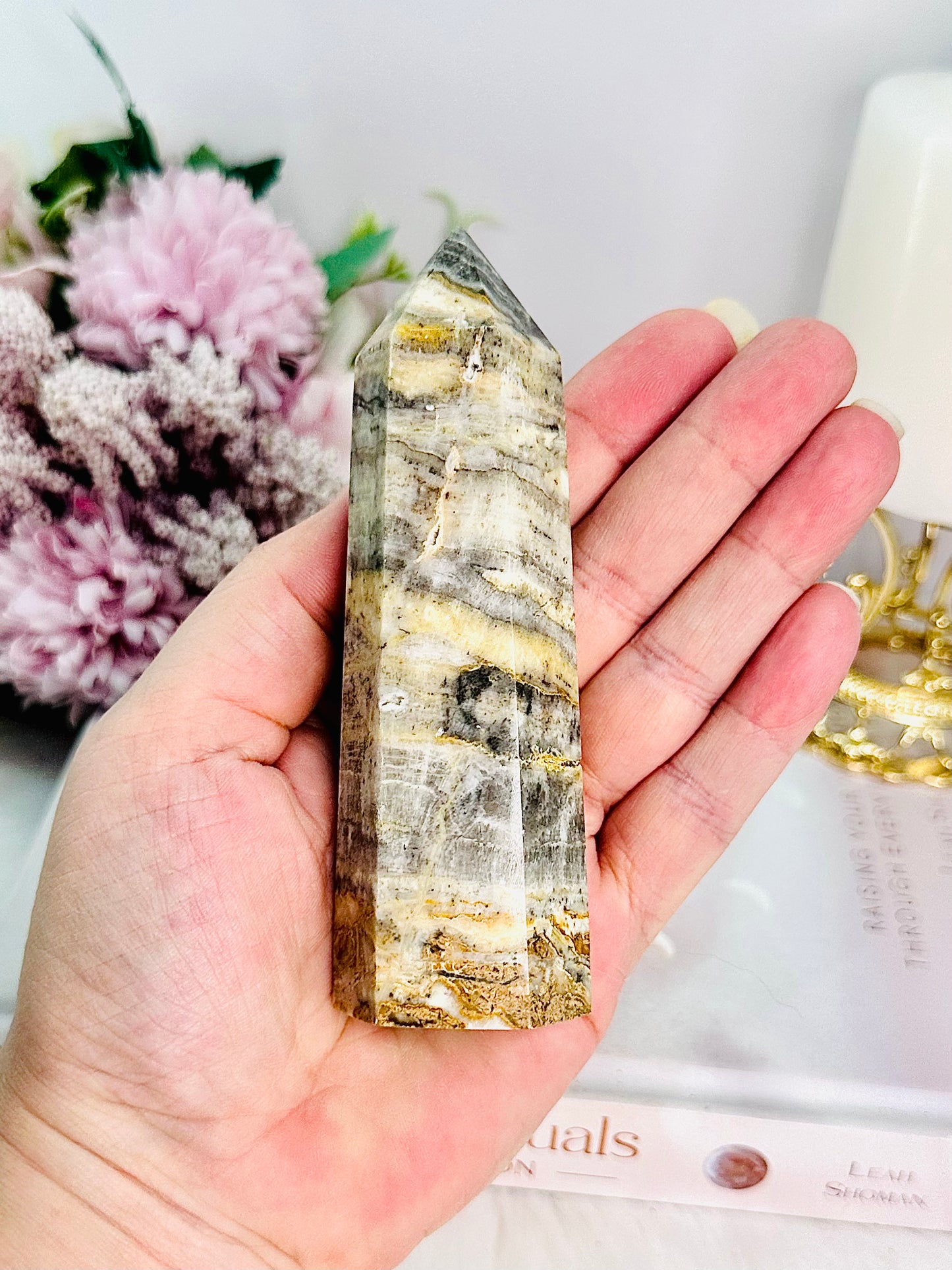 A Spiritual Cleanser ~ Gorgeous Chunky 12cm Calcite Tower