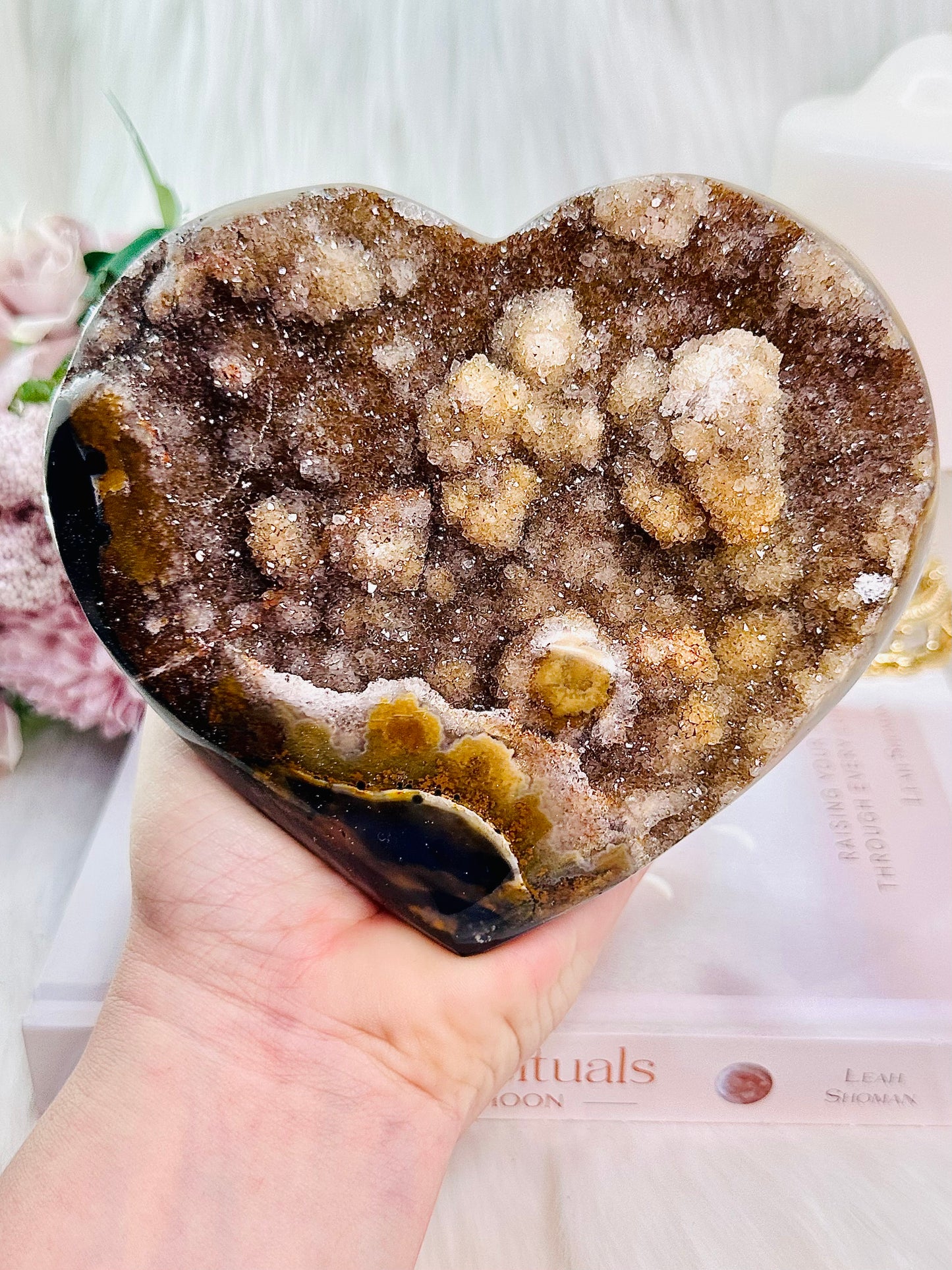 ⚜️ SALE ⚜️ WOWOWOW!!!! Huge Stunning Druzy Agate Sparkling Carved Heart On Stand From Brazil 1.16KG