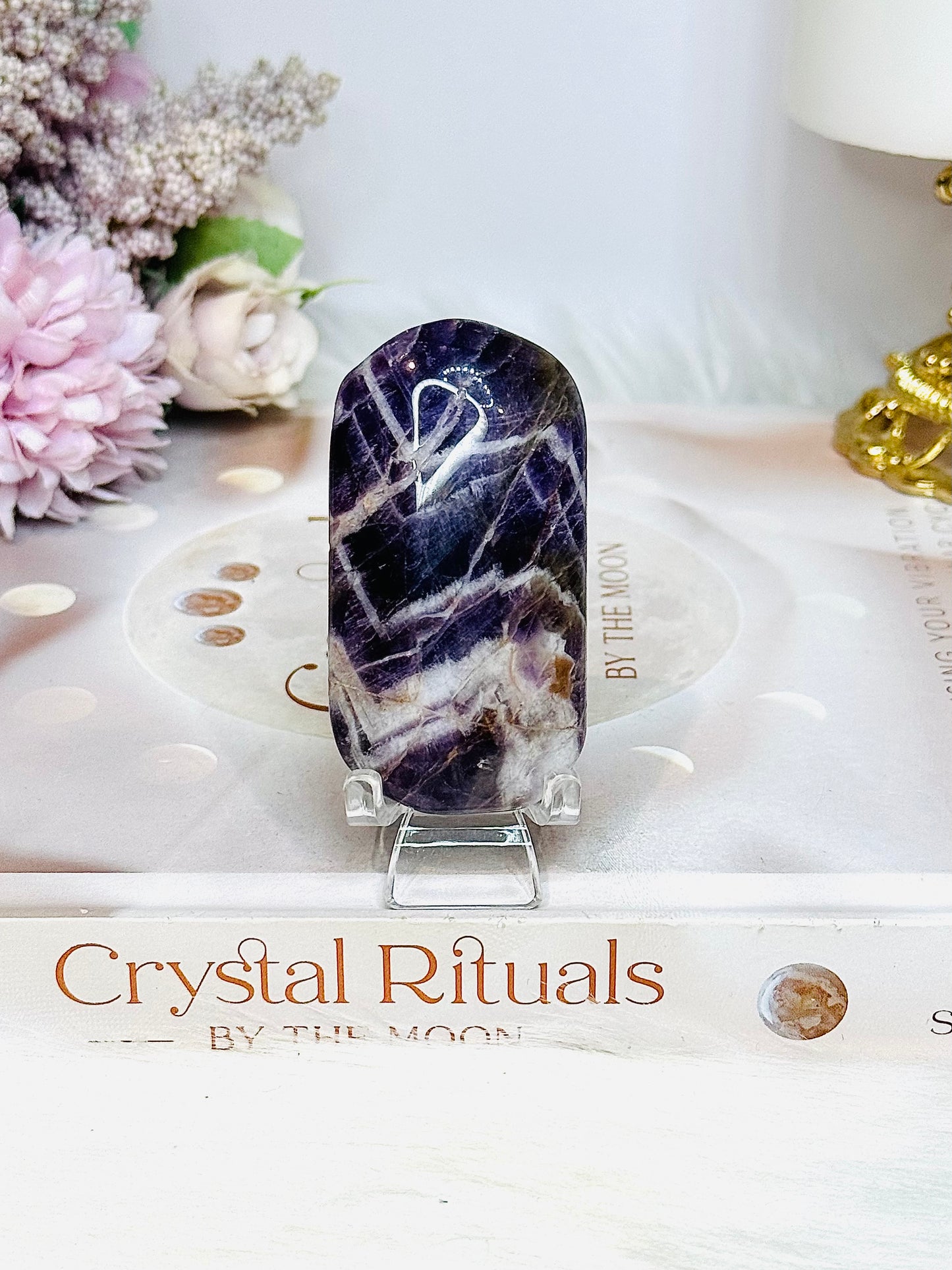 Chevron Amethyst Palm Stone (stand is display only)