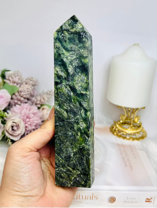 Green Jade Tower 18cm
