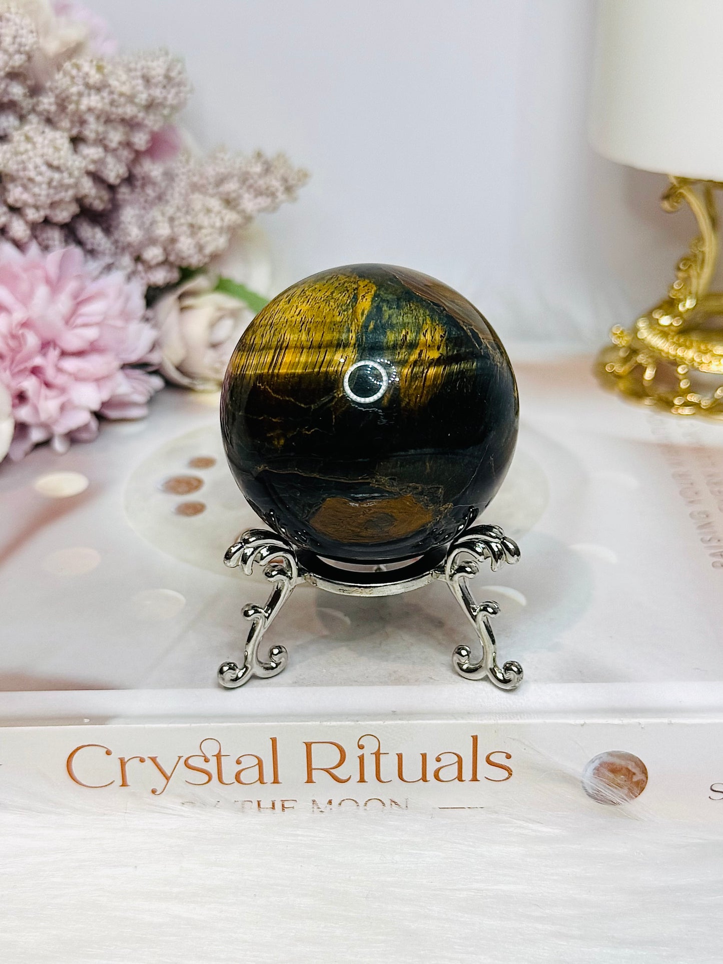 Tigers Eye Sphere with Blue Flash 197g