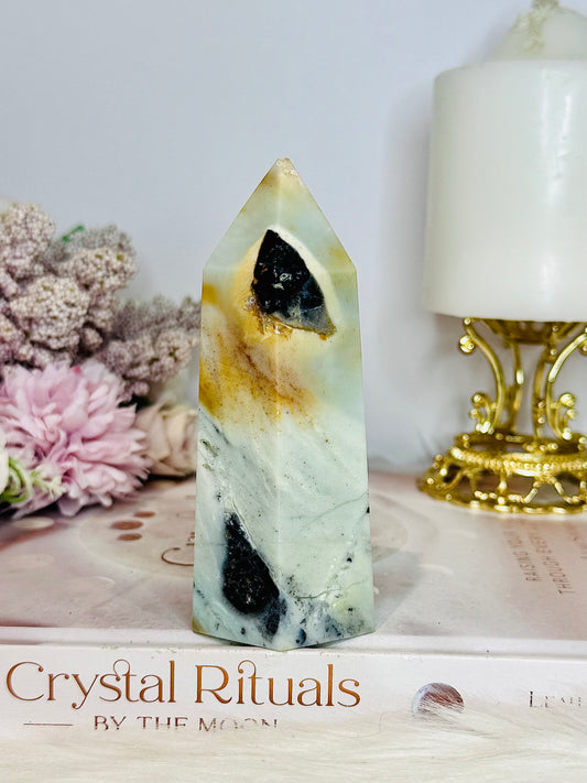 Chunky Sky Blue Quartz Tower 11cm (Imperfect Tip)