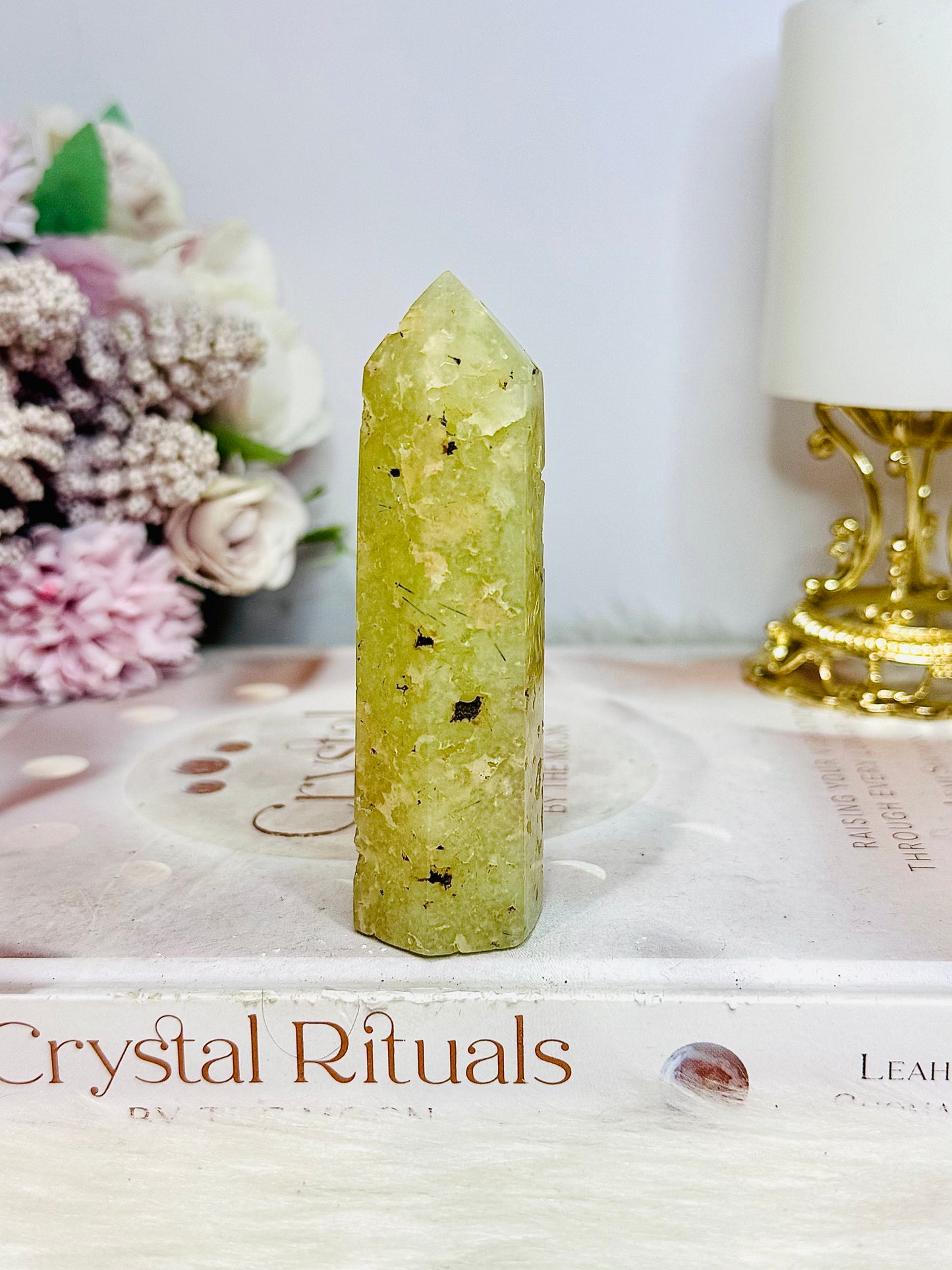 Prehnite Tower 9cm
