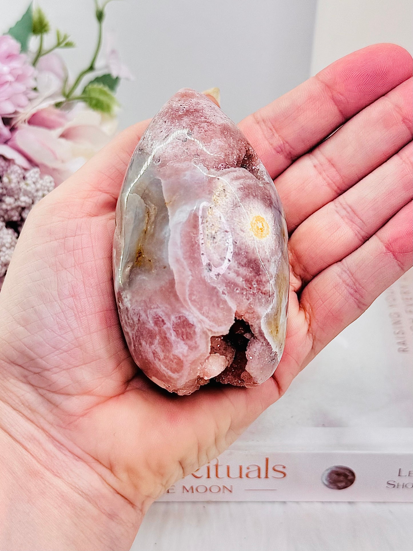 ⚜️ SALE ⚜️ Druzy Pink Amethyst Egg on Stand 16cm