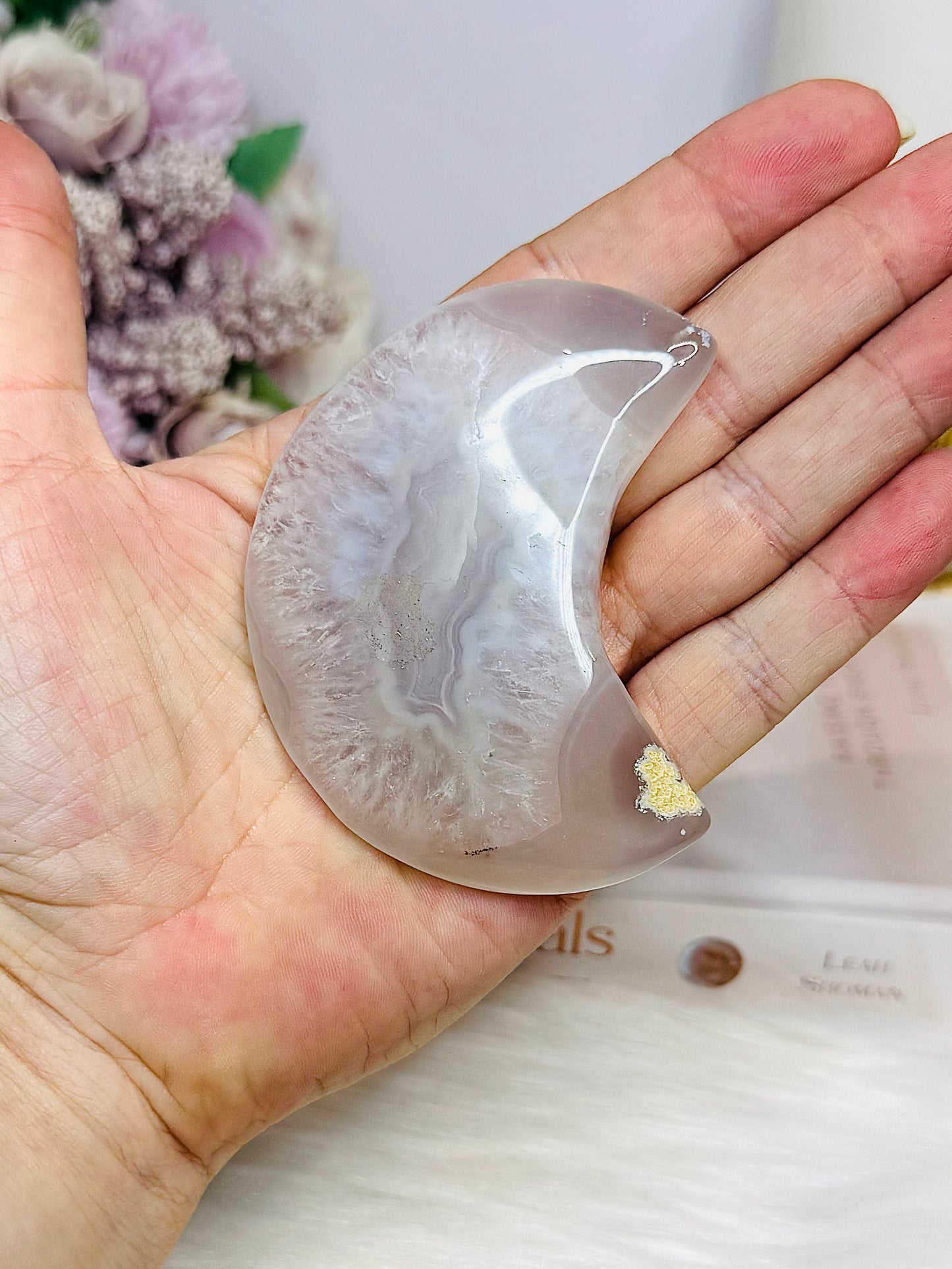Druzy Agate Carved Moon 8cm