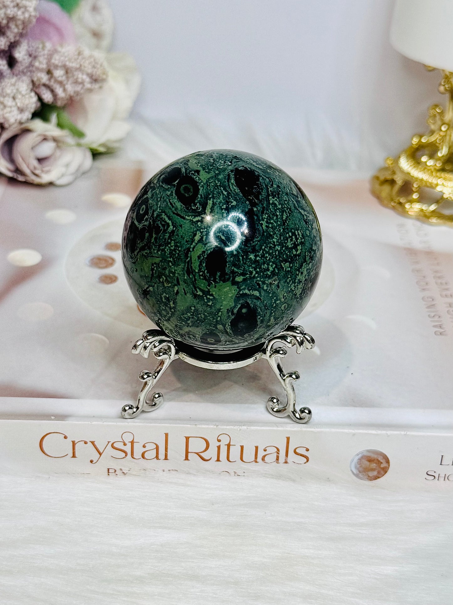 Green Kambaba Jasper on Stand 235g