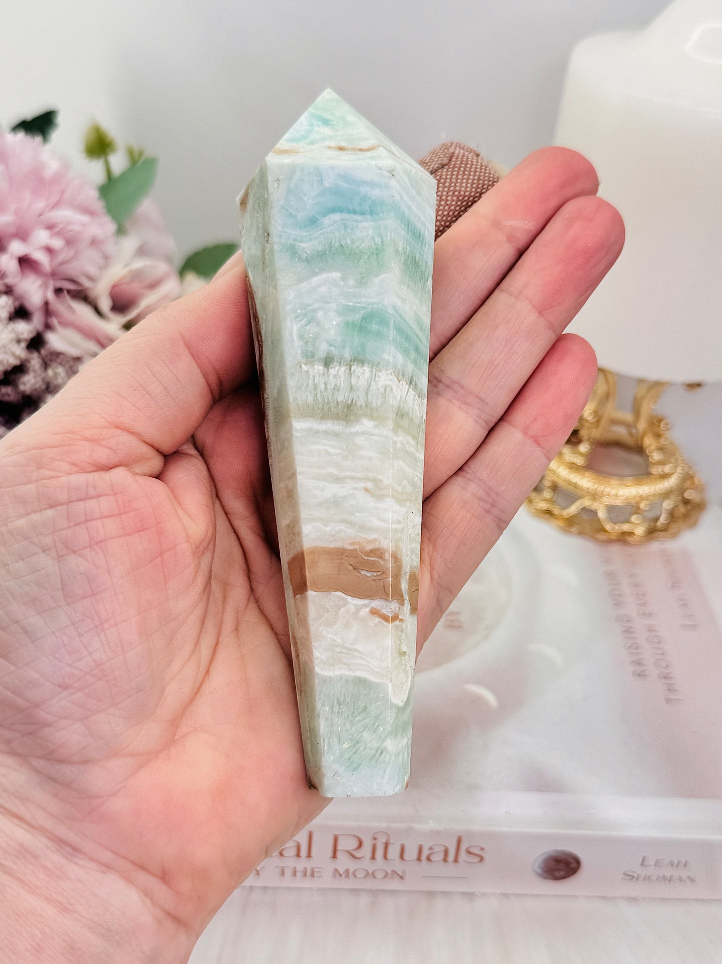 Stunning Caribbean Calcite Carved Wand | Tower 18cm Inc Stand