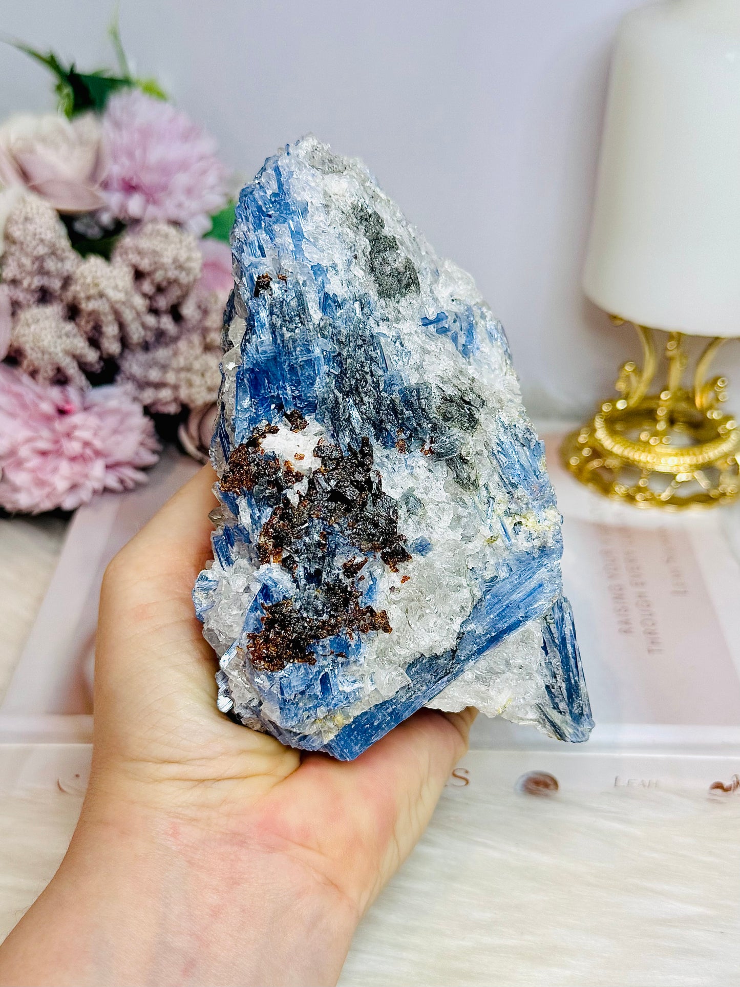 Large Natural Blue Kyanite Specimen 13cm 750g