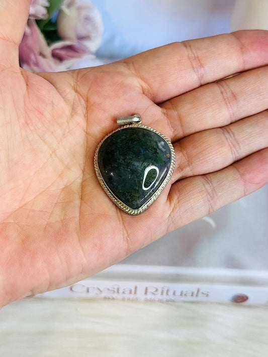 Beautiful Moss Agate Pendant In Gift Bag