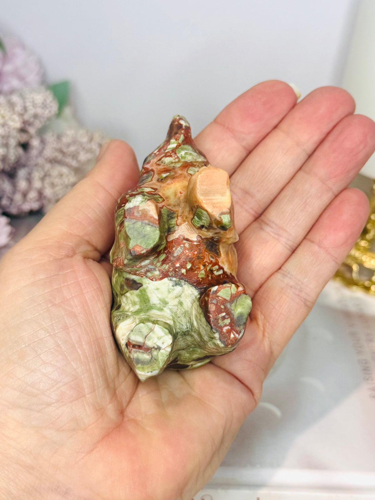 Money Agate Carved Bear 8cm