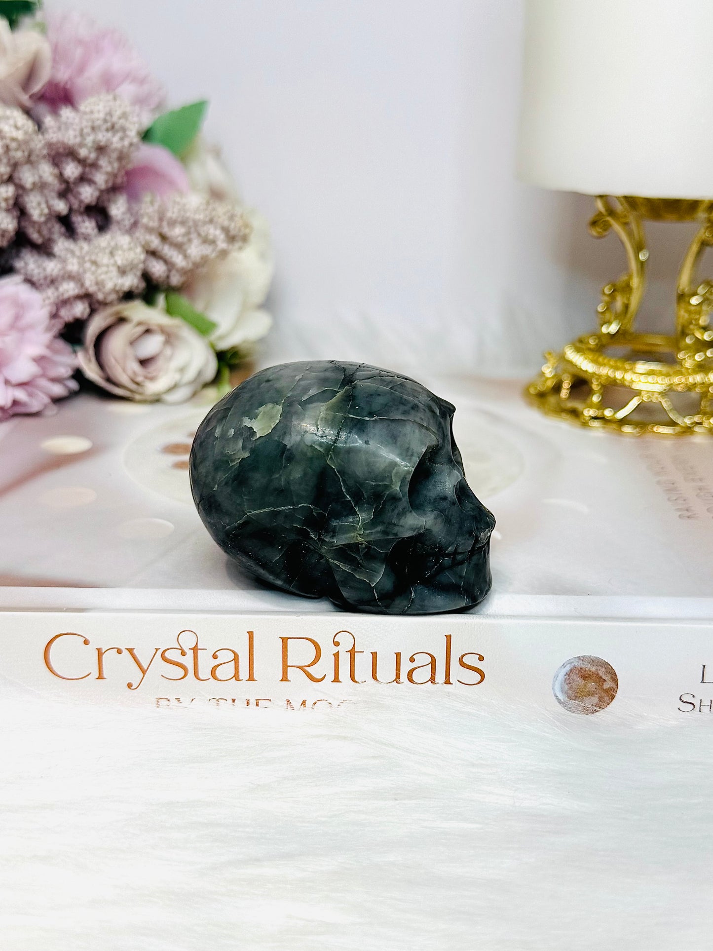 Agate Carved Skull 5.5cm