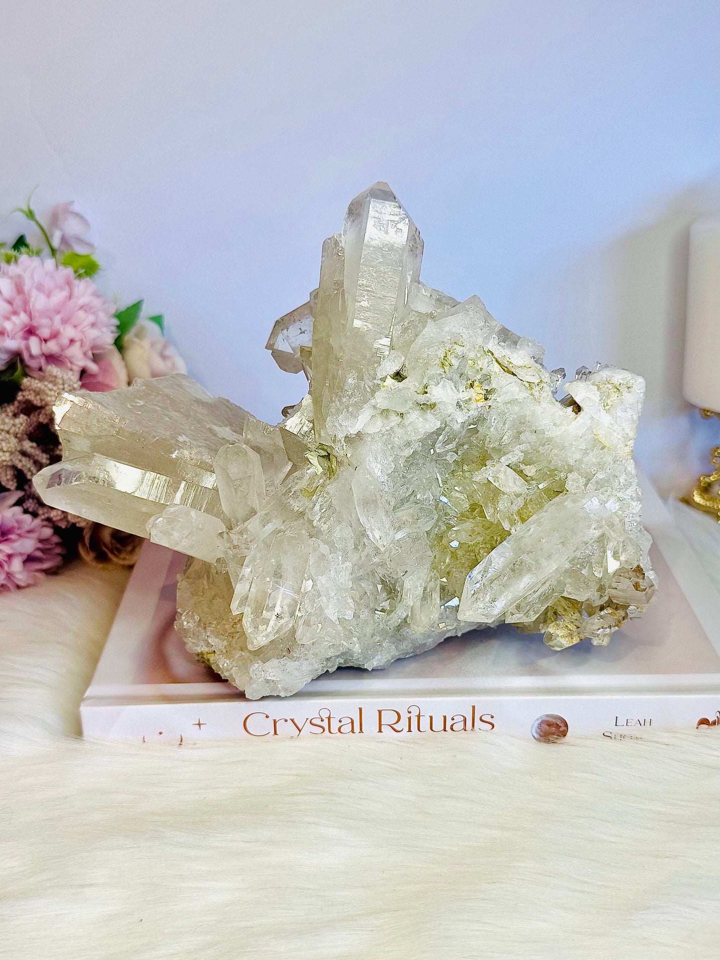 Wow! Incredible Stunning Huge 1.6KG Natural Clear Quartz Specimen with Beautiful Cluster Points