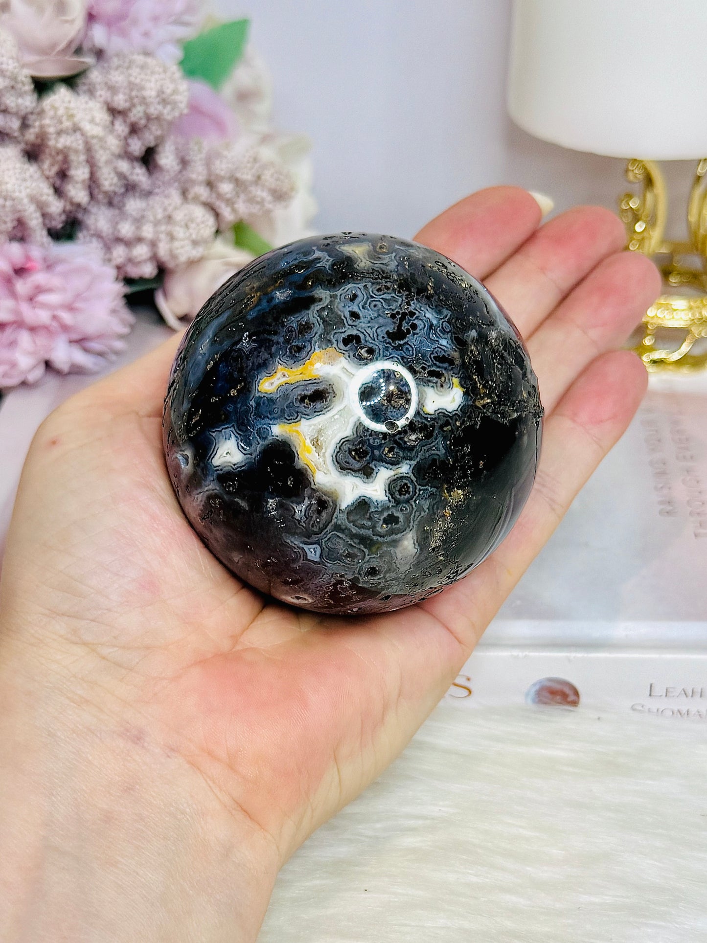 Druzy Agate Sphere On Stand 423g