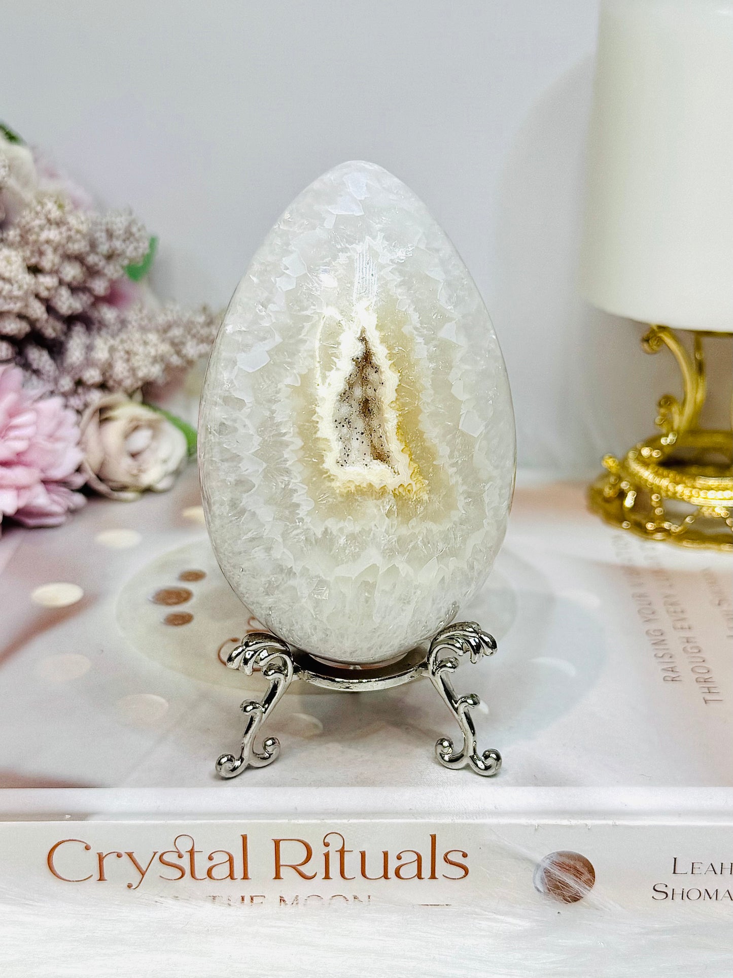 Large Druzy Agate Egg on Stand 9cm 423g