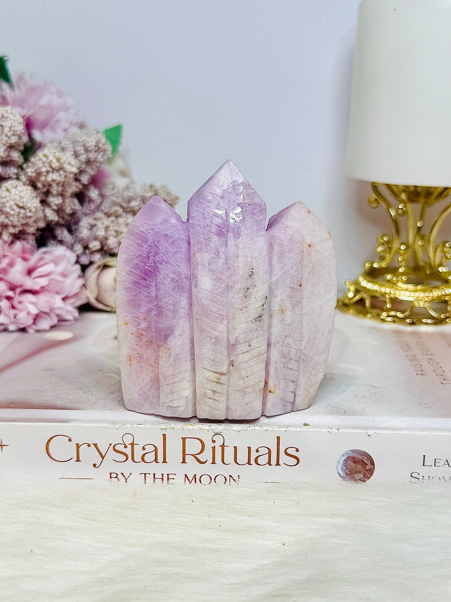 Kunzite Carved Indian Skull 8cm 227g