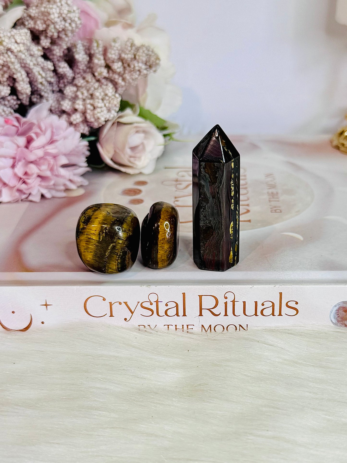 Tigers Eye Point | Tower & 2 Tumble Stones