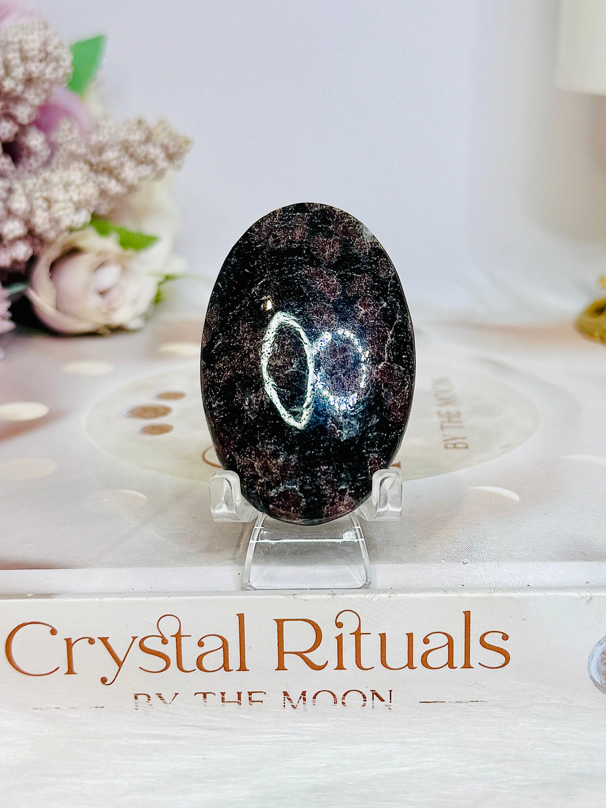 Garnet Palm Stone (stand is display only)