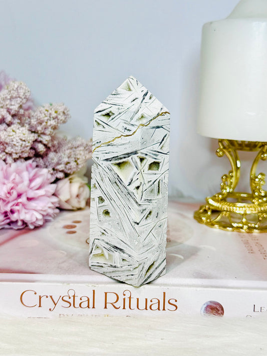 White Crazy Lace Agate Tower 10cm