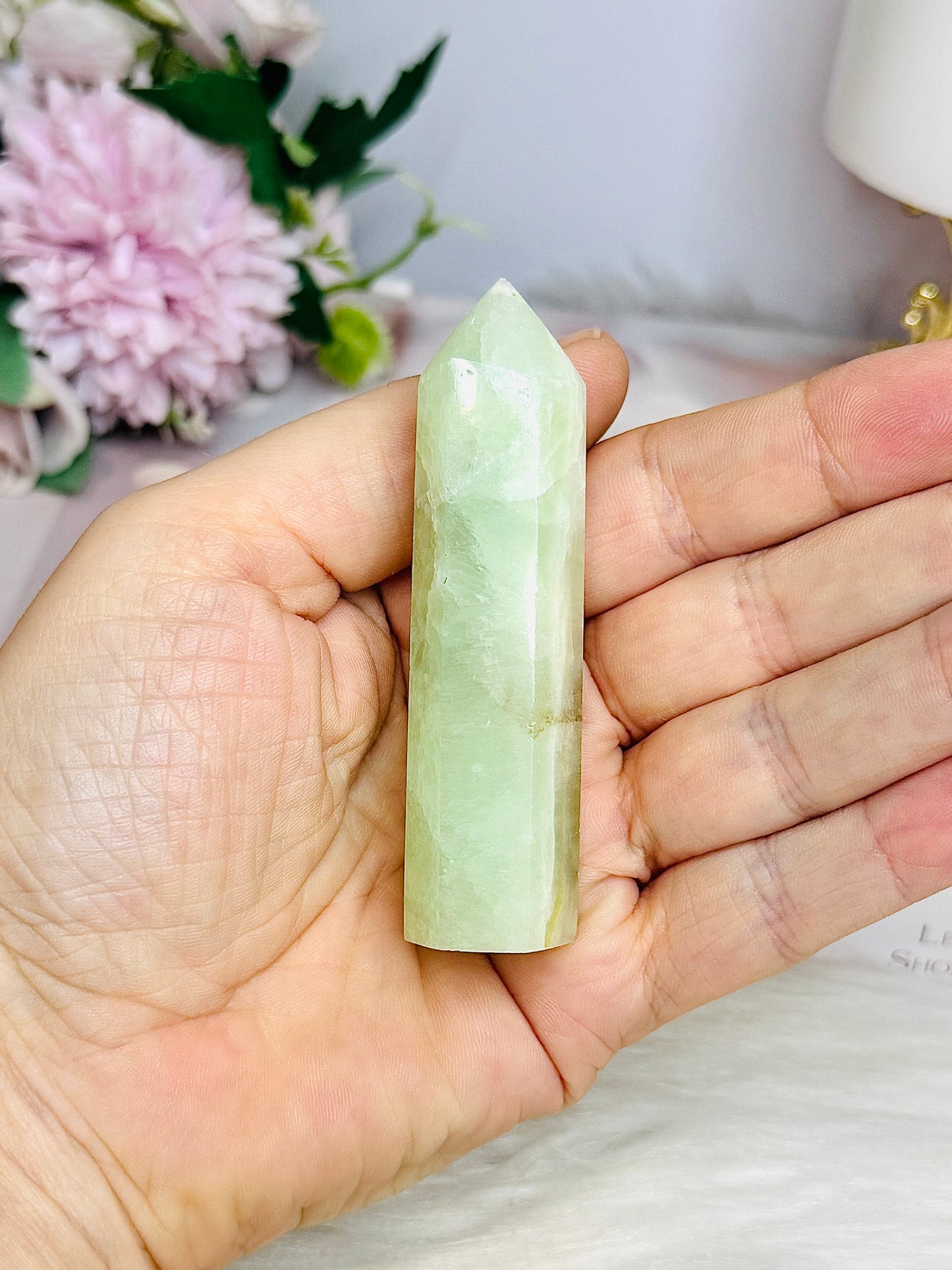 Pistachio Calcite Tower 8cm