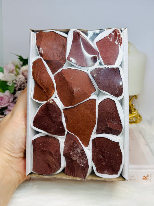 Red Jasper Mineral Box 755g
