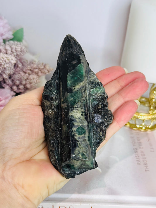 A Collectors Piece ~ Large Natural Emerald Specimen 310g 12cm