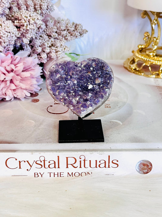 Pretty Angel Aura Amethyst Heart On Stand 6cm